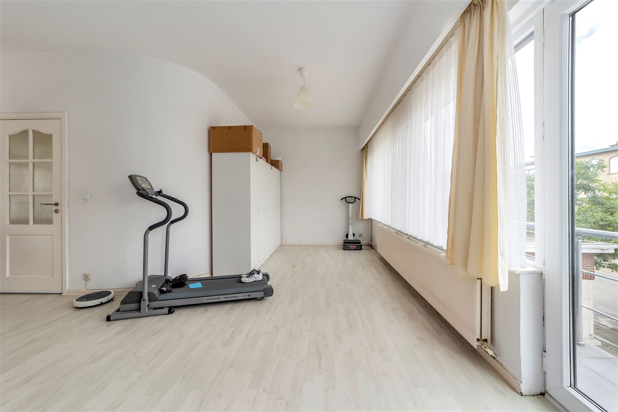 Huis te Hoboken met 4 slpk en 2 garages foto 12