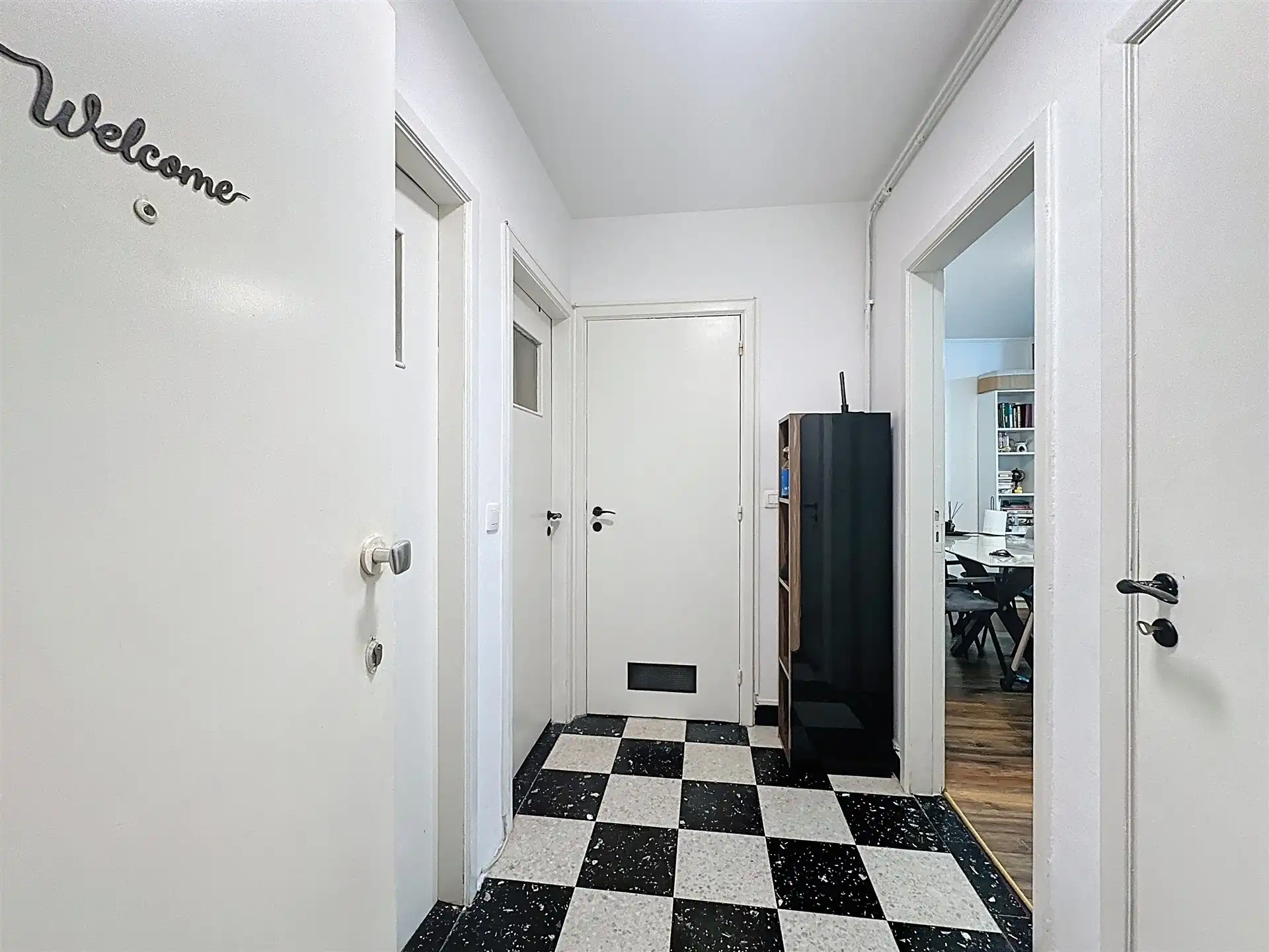 Instapklaar 2 slk- appartement op toplocatie in Sint-Niklaas foto 4