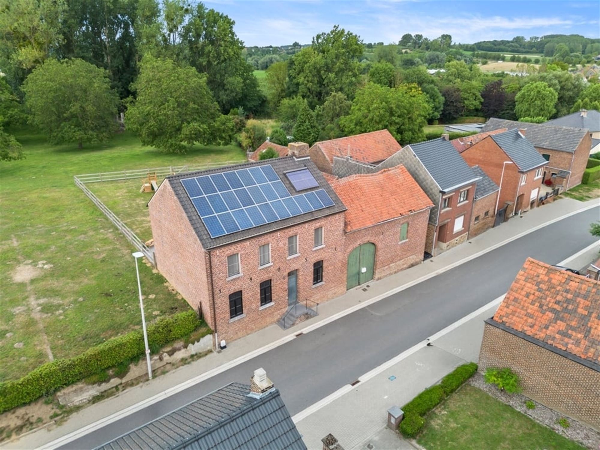 AUTHENTIEKE WONING MET RUIME SCHUUR EN VEEL POTENTIEEL IN TONGEREN  foto 46