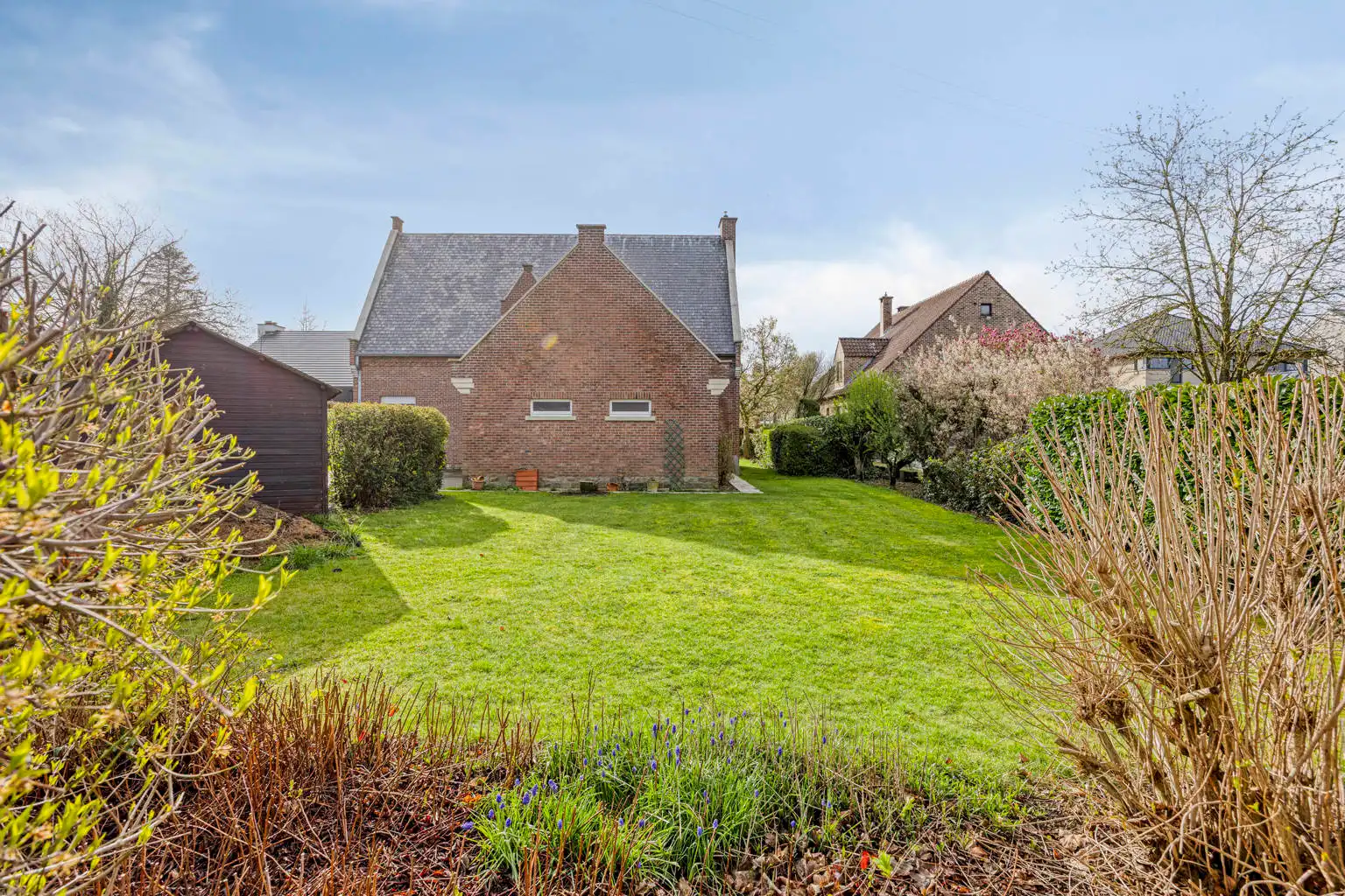 karaktervolle villa met ruime tuin  foto 29