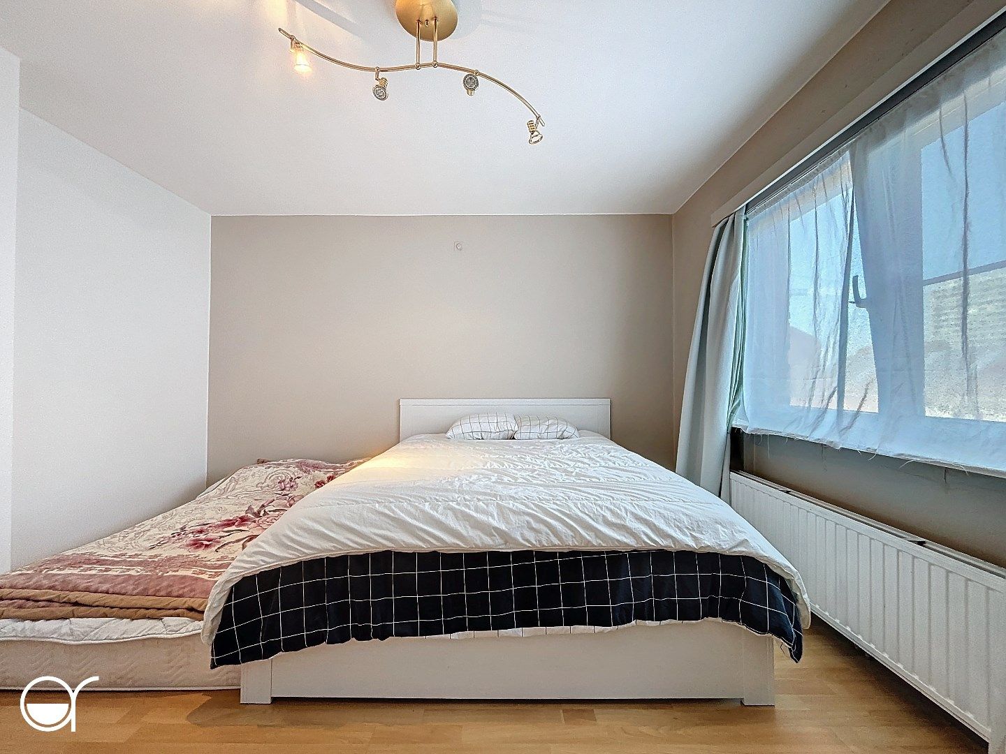 Energiezuinig, te renoveren appartement met 2 slaapkamers binnen de ring van Gent foto 9