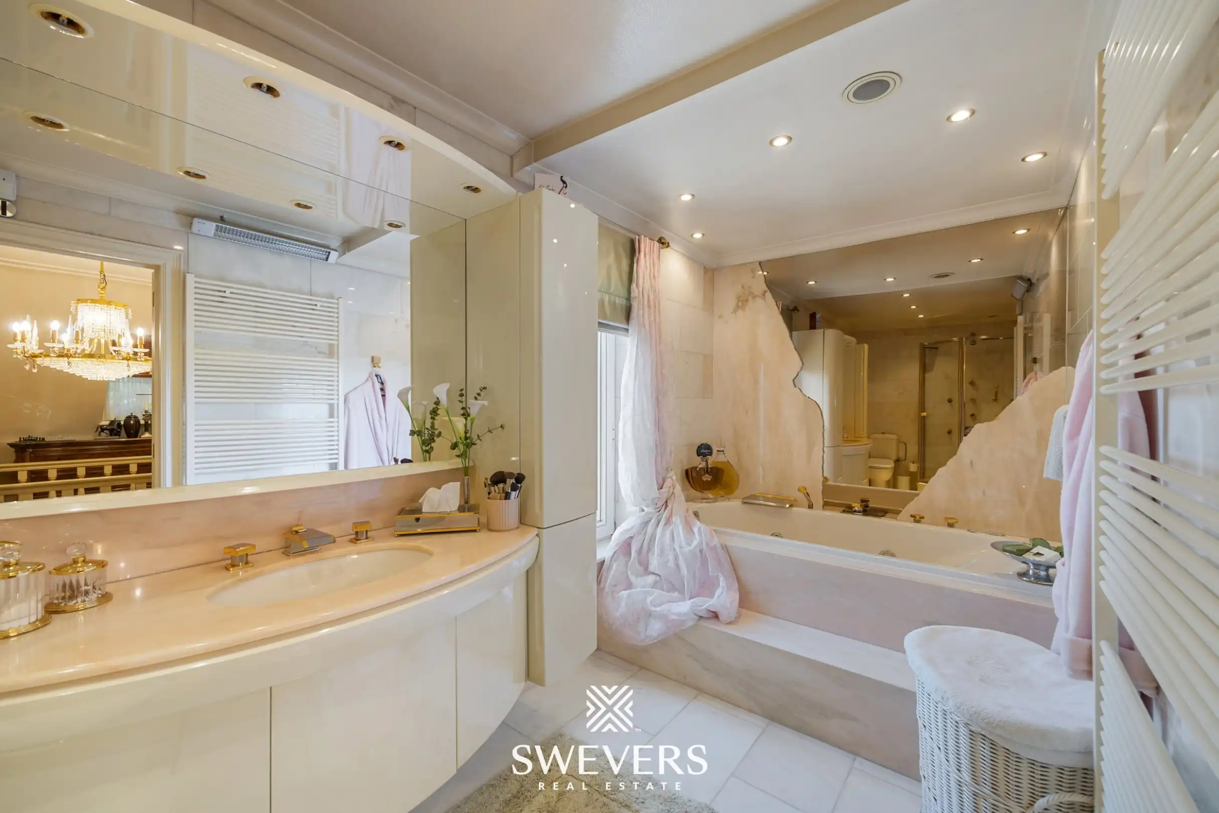 Karaktervolle villa 21a 81ca met zwembad poolhouse, wellness en uitzonderlijke uitbreidingsmogelijkheden in Tessenderlo-Ham foto 23