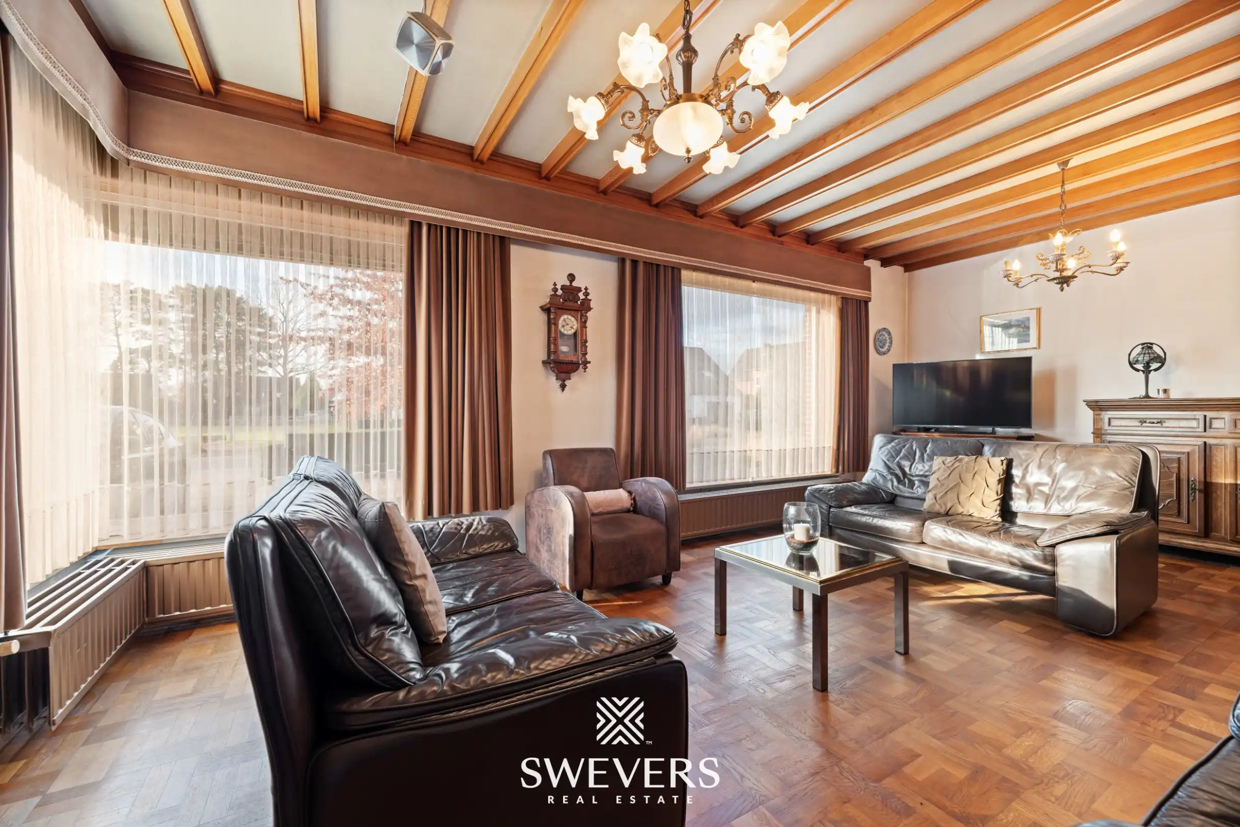 Woning met uitzonderlijk renovatiepotentieel op ruim en groen perceel nabij Zonhoven centrum foto 4