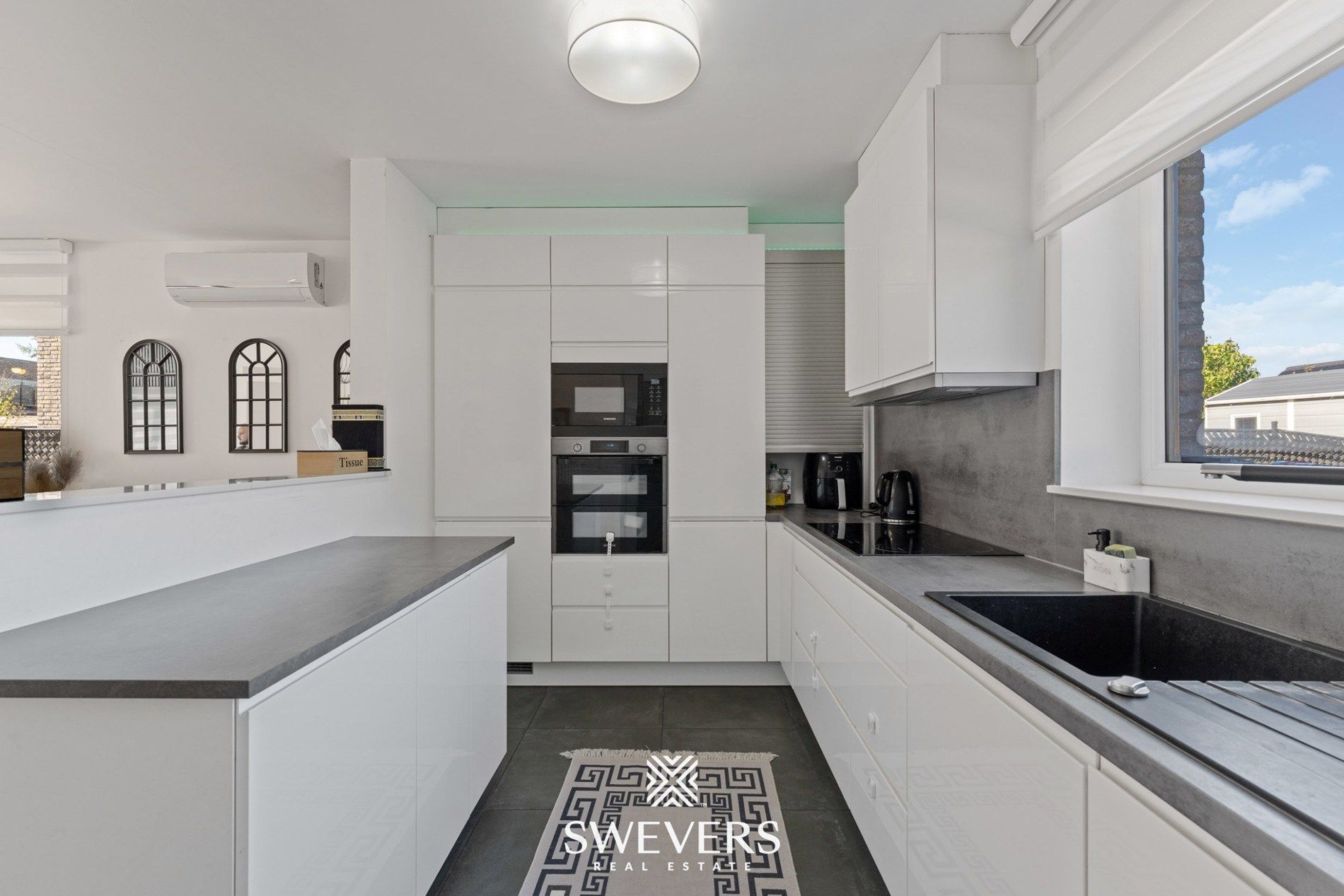 Hedendaagse instapklare woning te Heusden-Zolder  foto 8