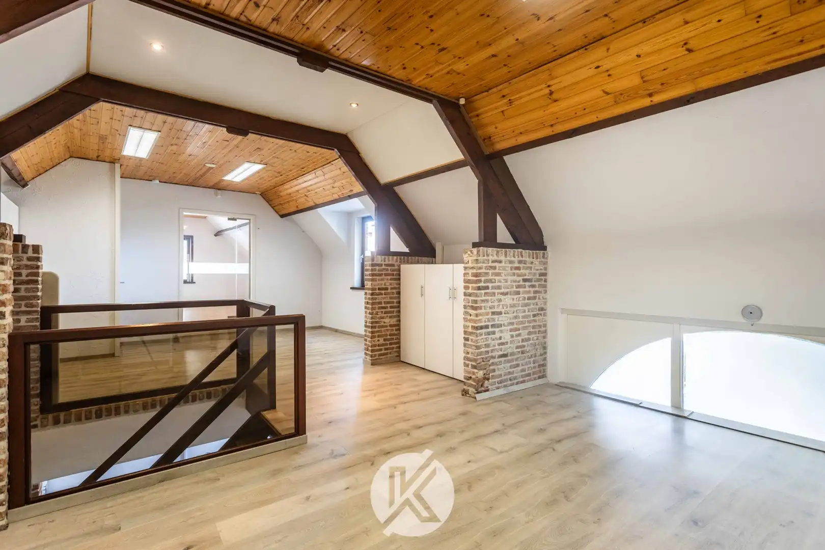 Handelsruimte van 163m² nabij centrum Haaltert foto {{pictureIndex}}