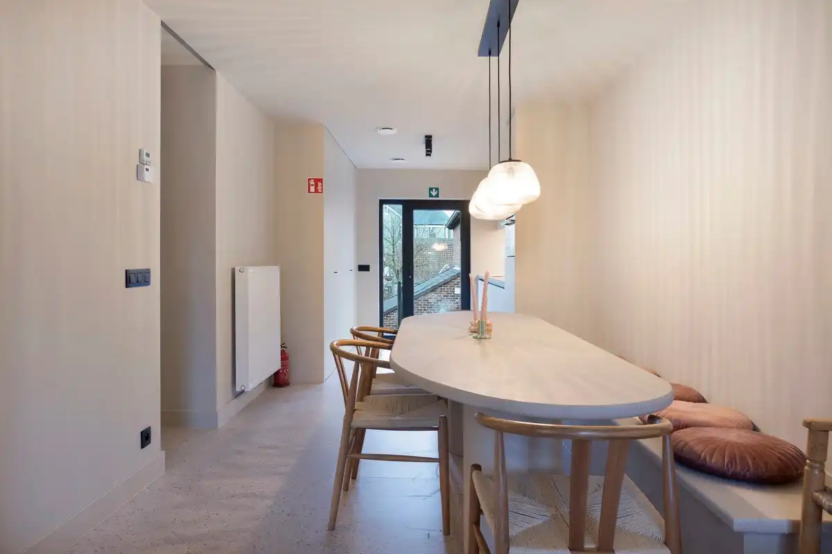 VOLLEDIG GERENOVEERD HUIS OPGESPLITST IN 2 PRACHTIGE APPARTEMENTEN foto 15