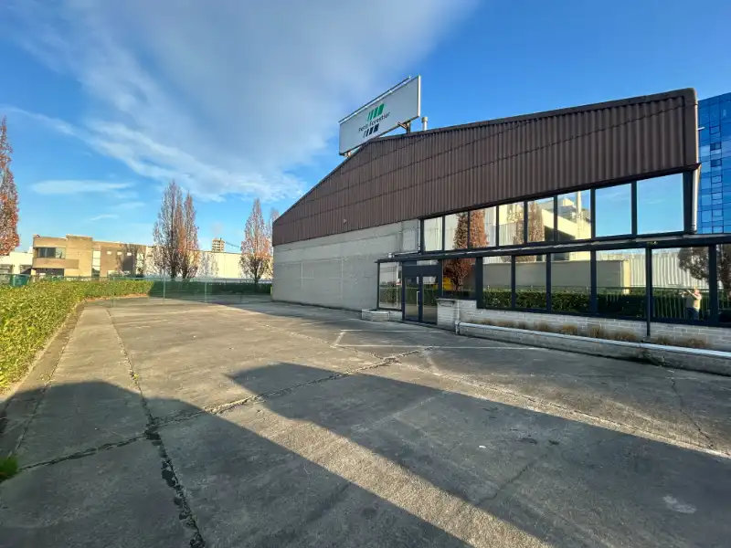 Ruime werkplaats / atelier met kantoren op topligging nabij UZ Gent foto 24