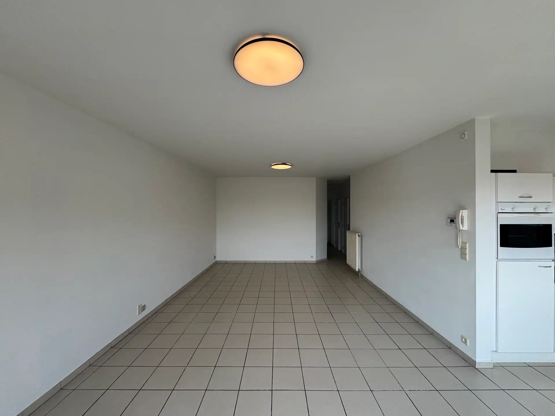 Instapklaar 2slpk appartement met staanplaats in Willebroek foto 3