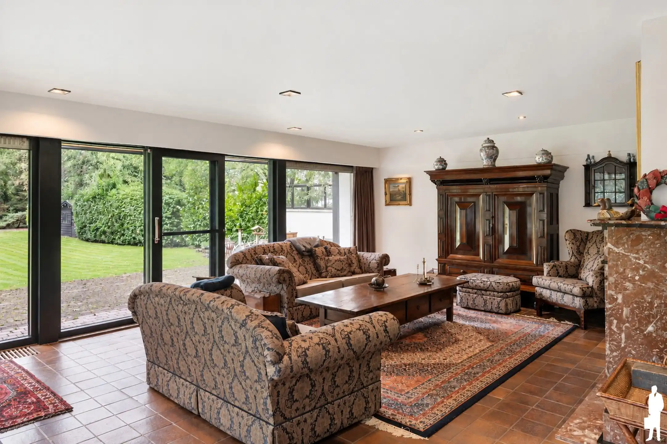 Karaktervolle villa op uitzonderlijk rustig perceel in een groene residentiële omgeving te Schotenhof! foto 4