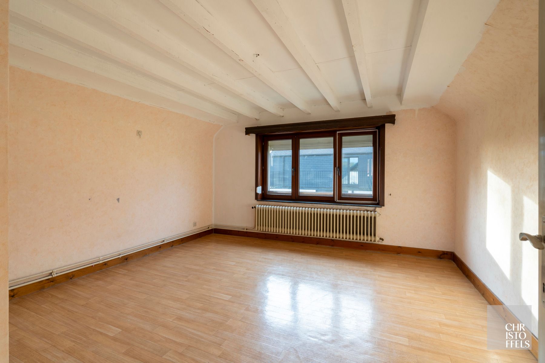 Woning met potentieel op groene en rustige locatie in Zutendaal! foto 15