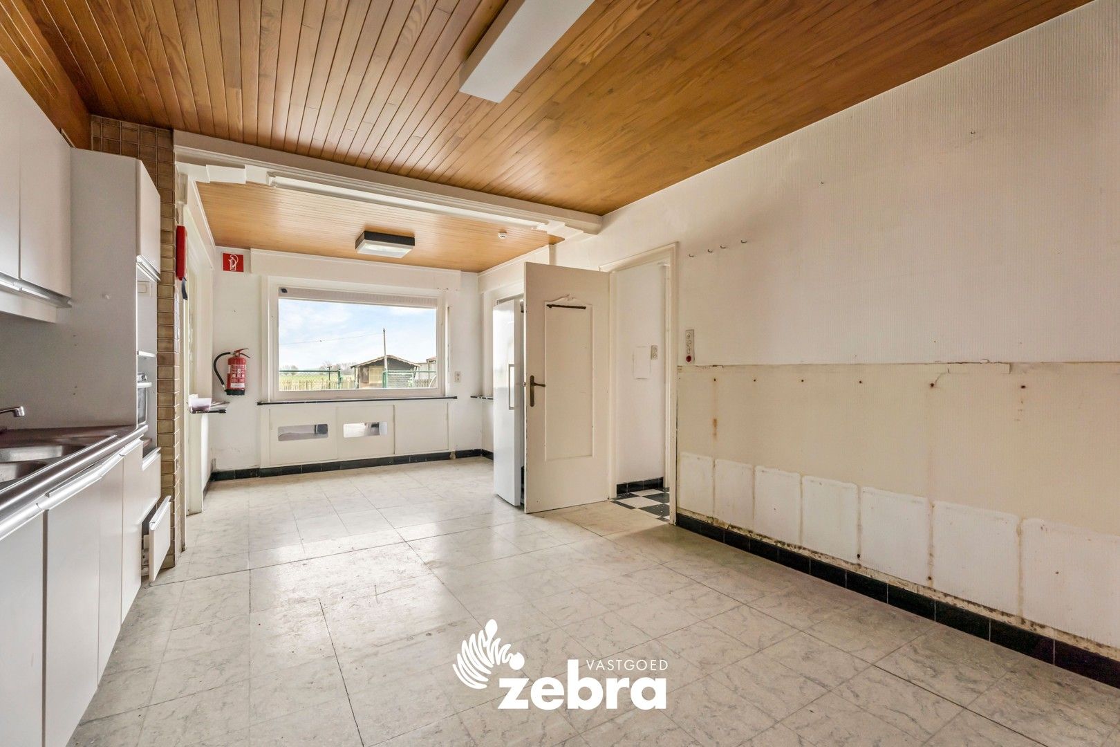 Ruime alleenstaande woning te Marialoop (Meulebeke)! foto 8
