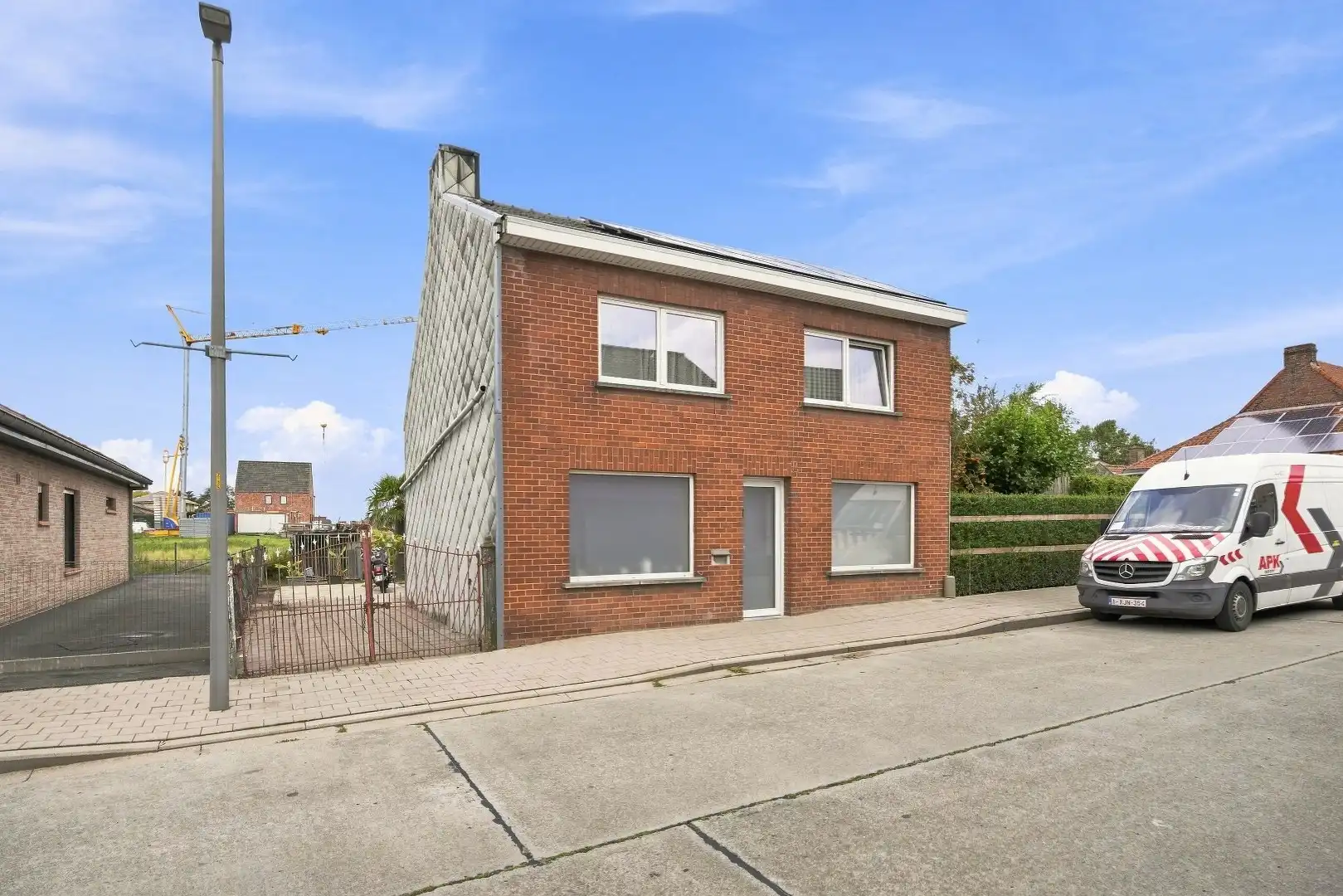 Woning met 4 slaapkamers op centrale ligging foto 2