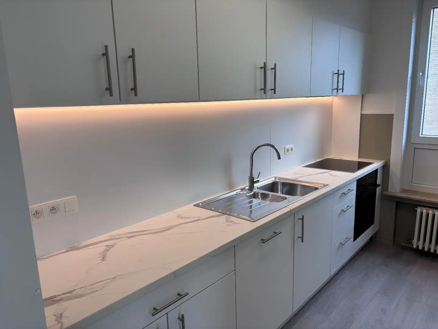 Lichtrijk gerenoveerd appartement, 3 slaapkamers en garagebox foto 7