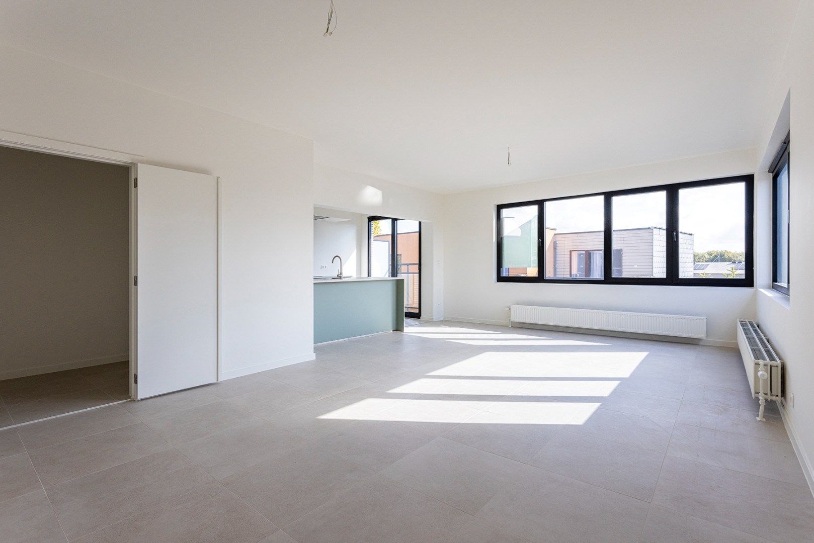 Prachtig gerenoveerd appartement (vernieuwbouw) met 2 slpks nabij De Roma! foto 3