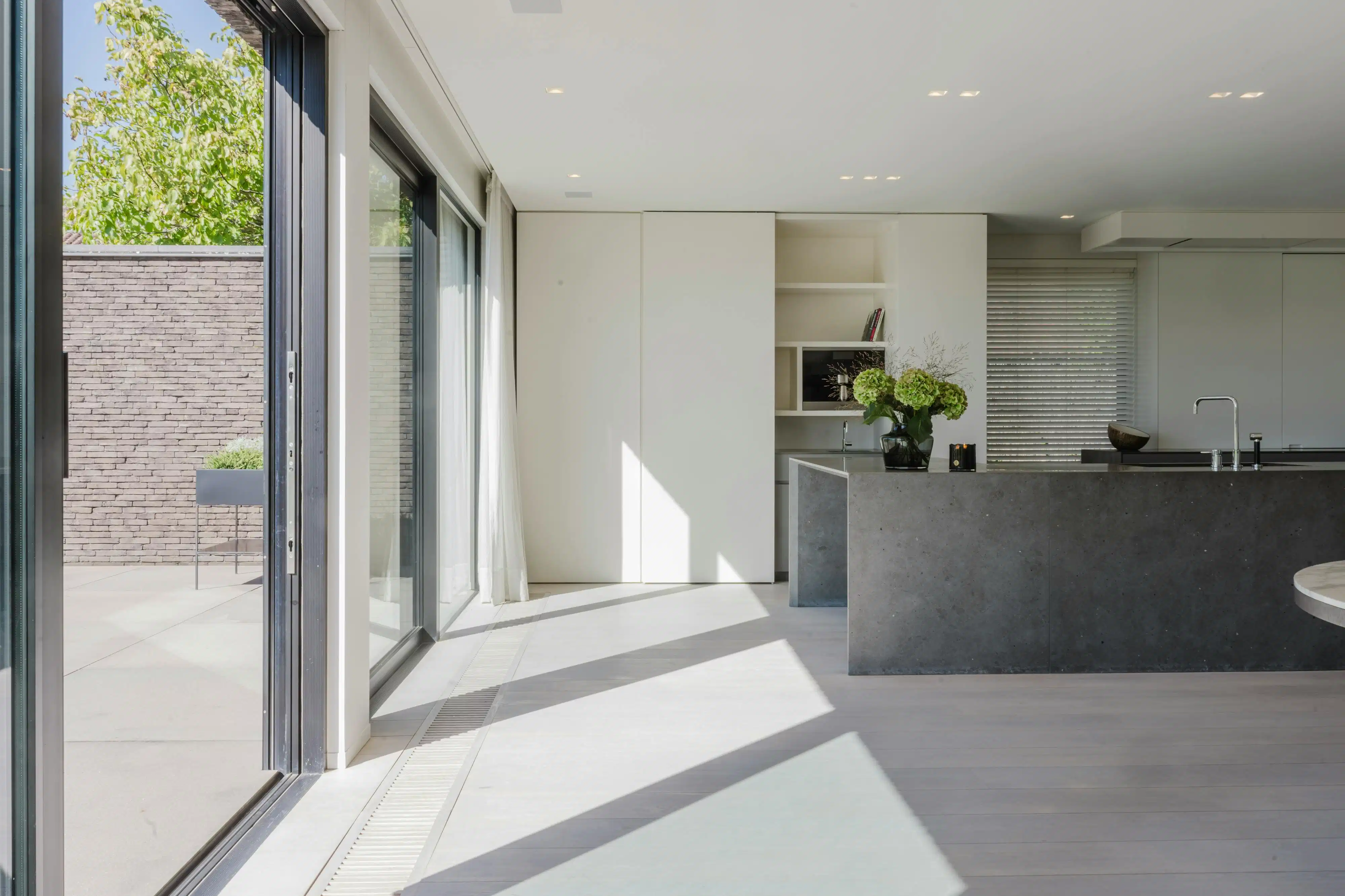 Exclusieve villa met zwembad en paardenstallen in Heule! foto 13