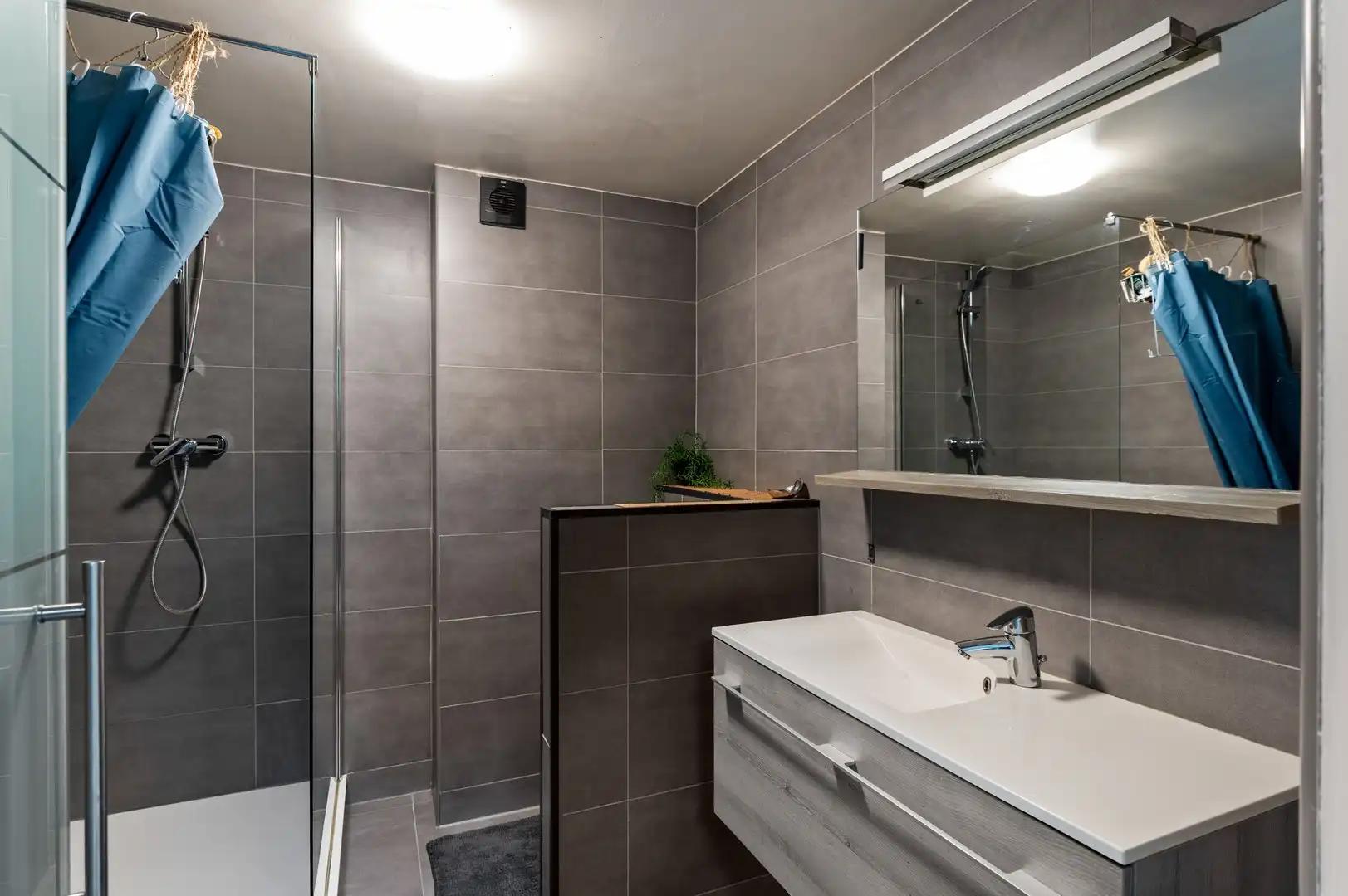 Lichtrijk ruim app. met EPC B en kelderberging in Deurne foto 14