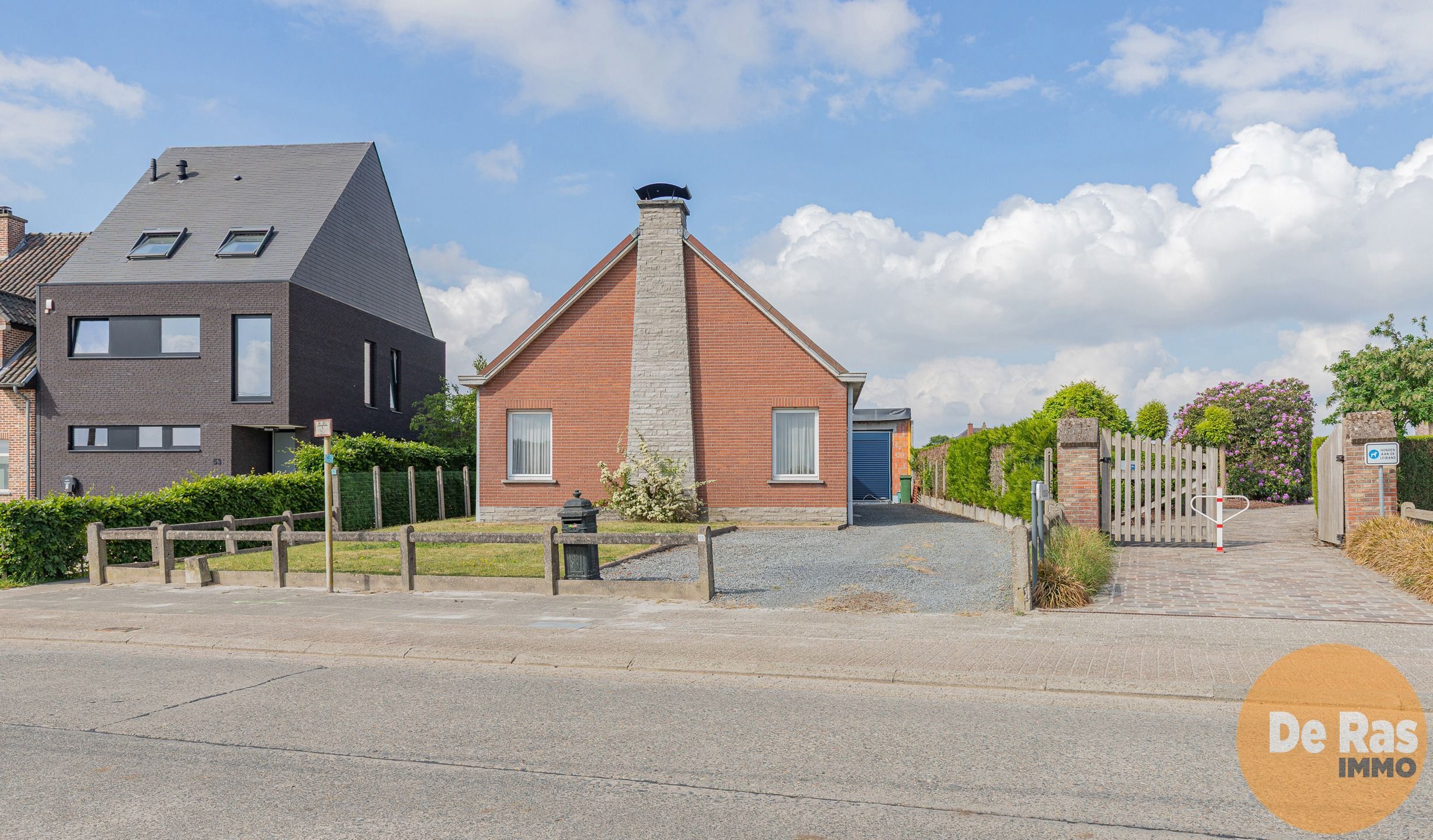 Hoofdfoto van de publicatie: WANZELE - Te renoveren open bebouwing op perceel van 1286 m²