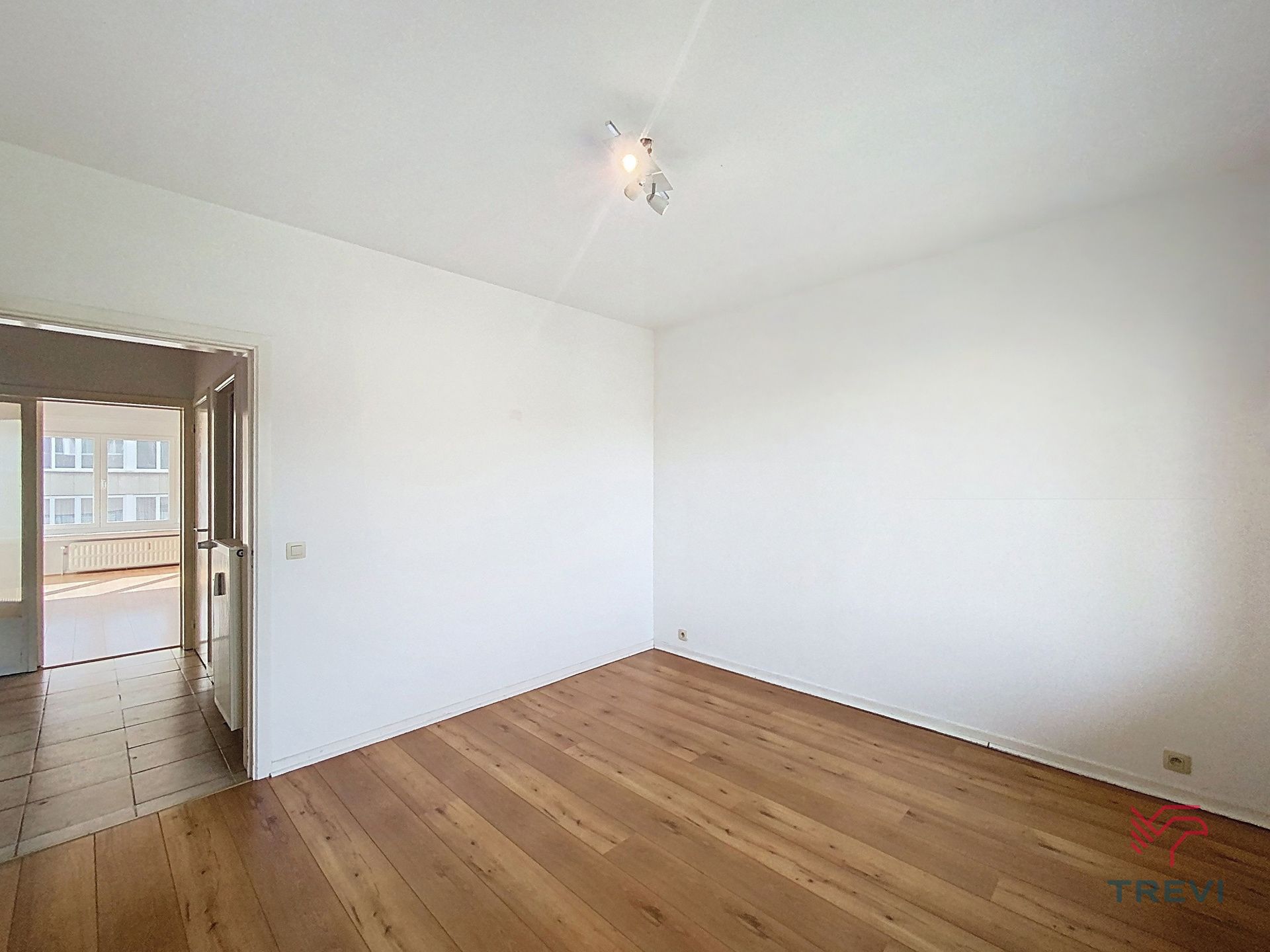 Appartement met 2 slaapkamers en parkeerplaats foto 13