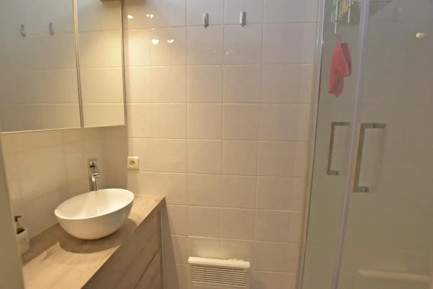 Gemeubeld appartement vlakbij het strand en de Lippenslaan foto 7