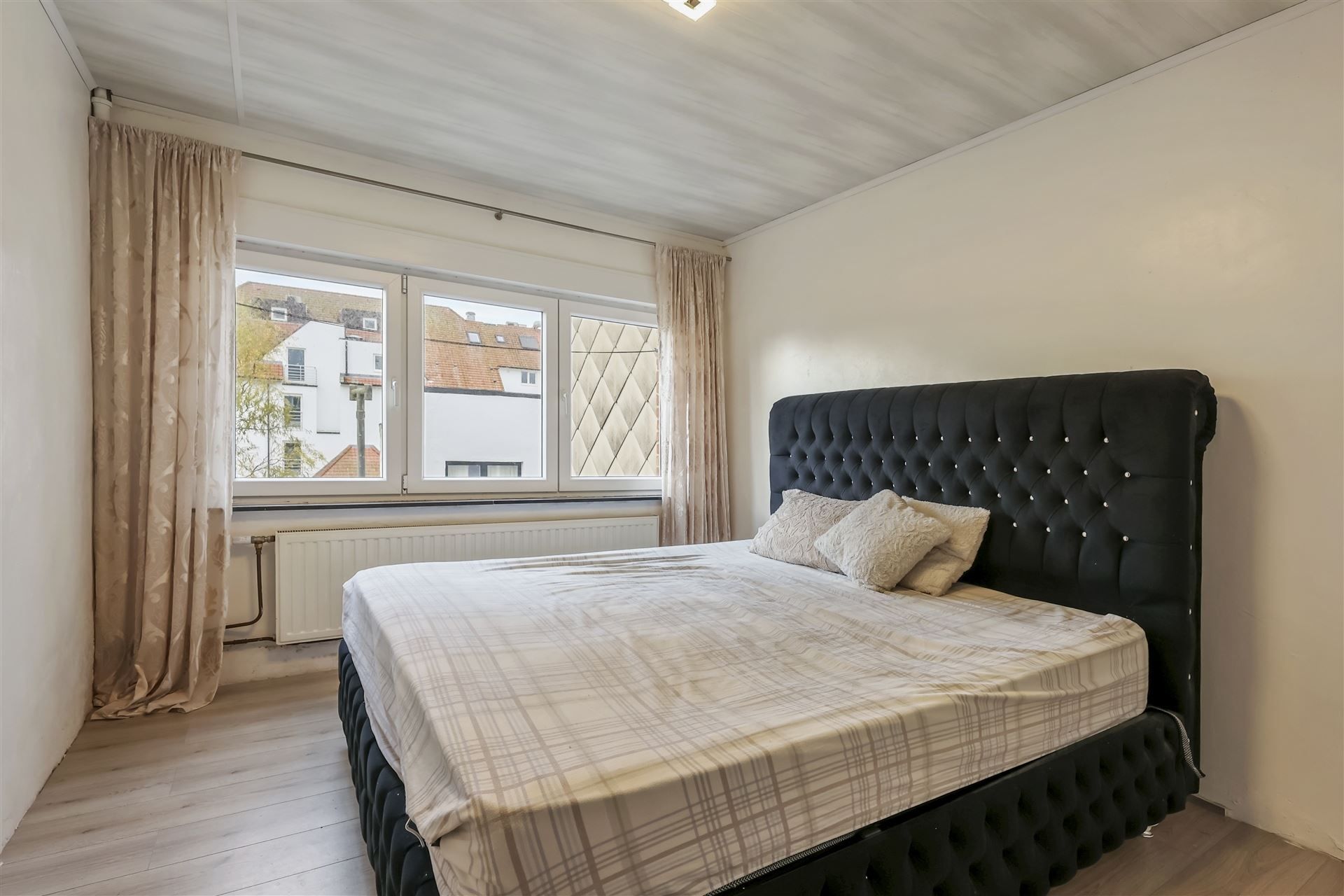 ZONNIG / LAGE ALGEMENE KOSTEN  foto 11