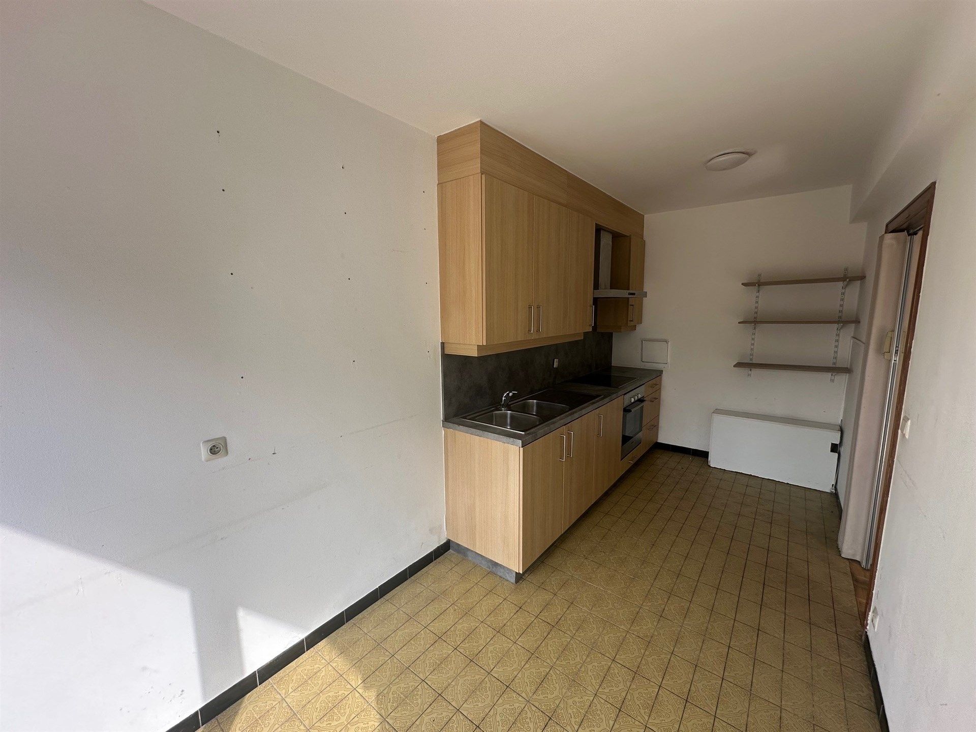 Appartement met 2 slaapkamers op het 3e verdiep met uitzicht over stadspark! foto 6
