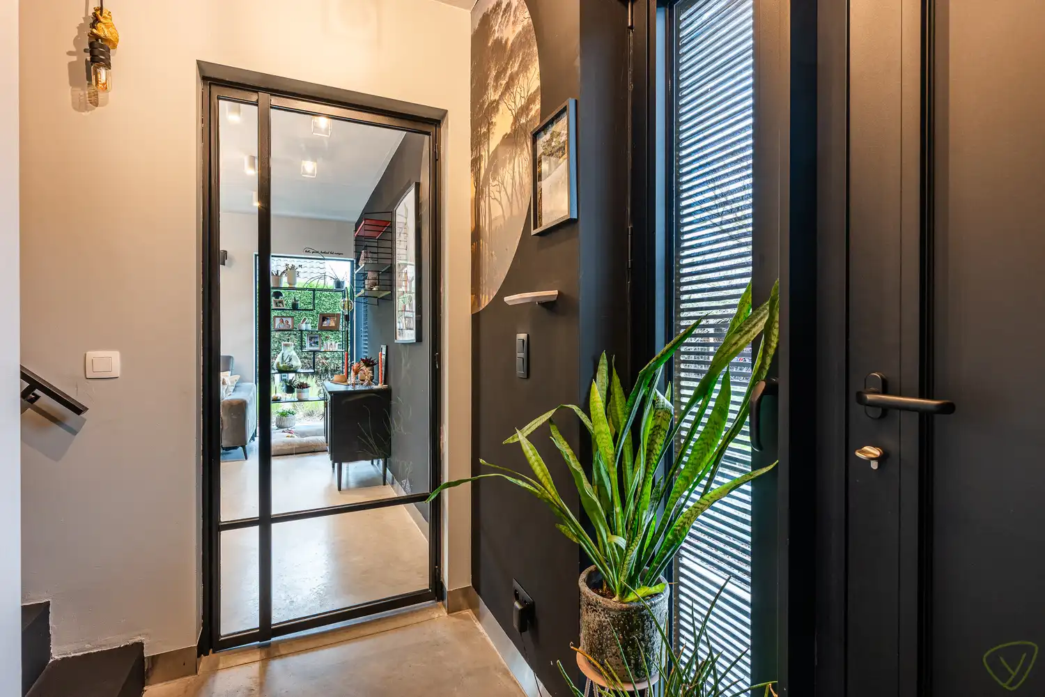 Prachtig afgewerkte en moderne gezinswoning te Balgerhoeke. foto 3