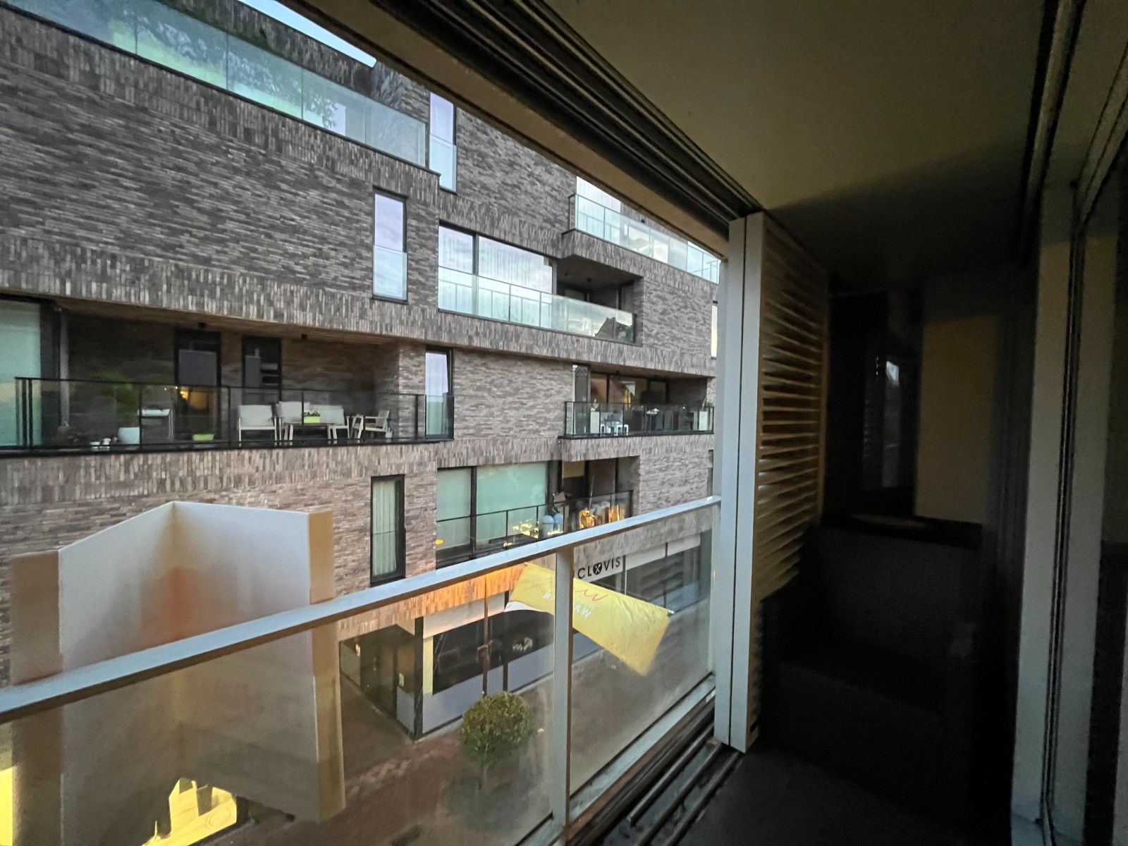 Gezellig 1-slaapkamerappartement te huur in hartje Waregem foto 5