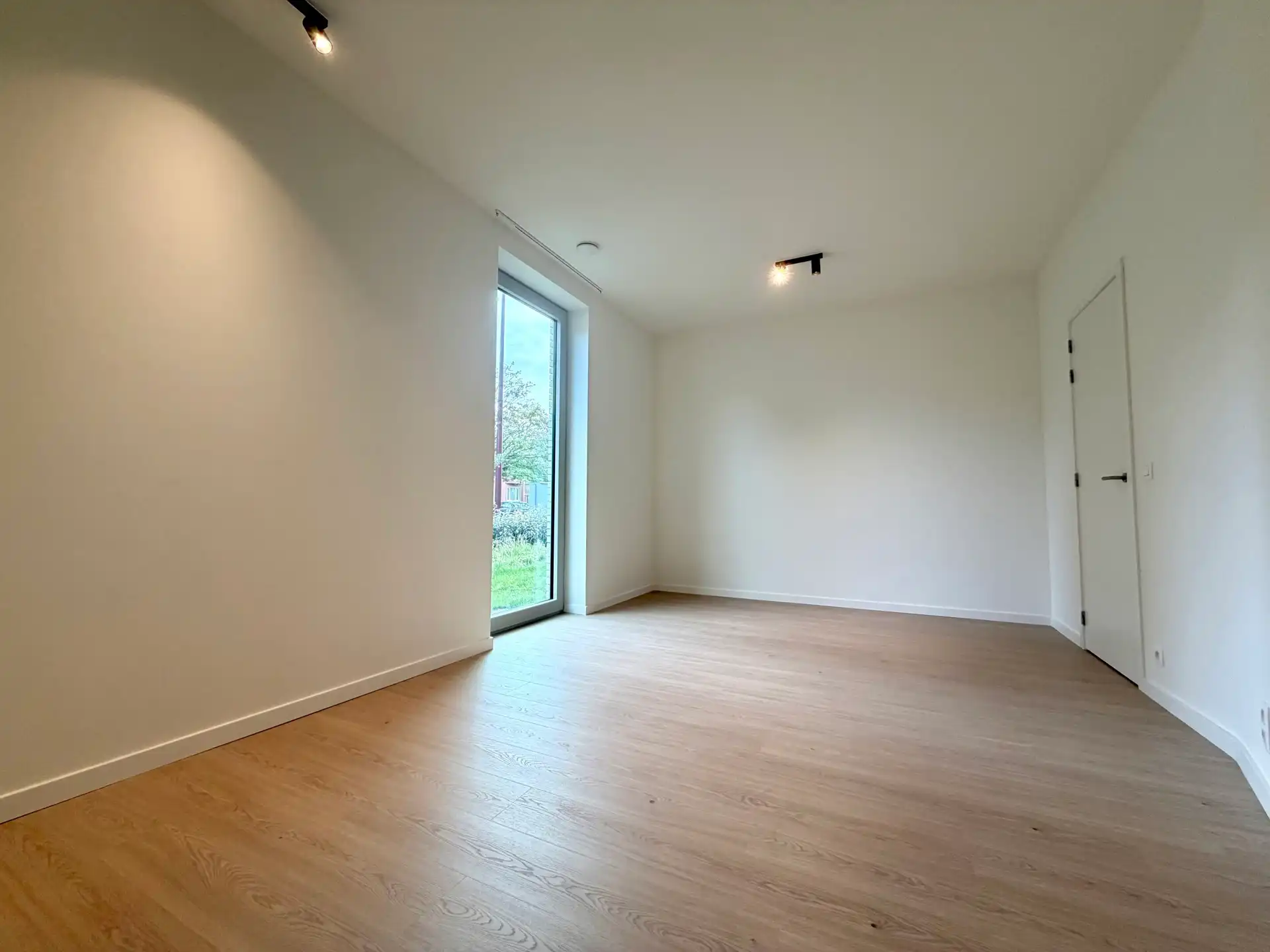Gelijkvloers BEN-appartement met 3 slaapkamers en parking foto 22