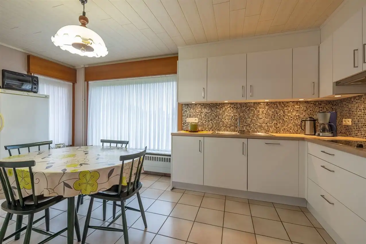 landelijk gelegen, maar nabij dorpskern, 4 slpkmrs foto 50