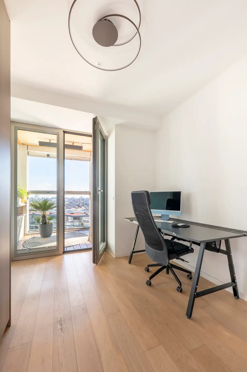 ANTWERPEN - Prachtig 2- slk appartement met panoramisch zicht foto 11