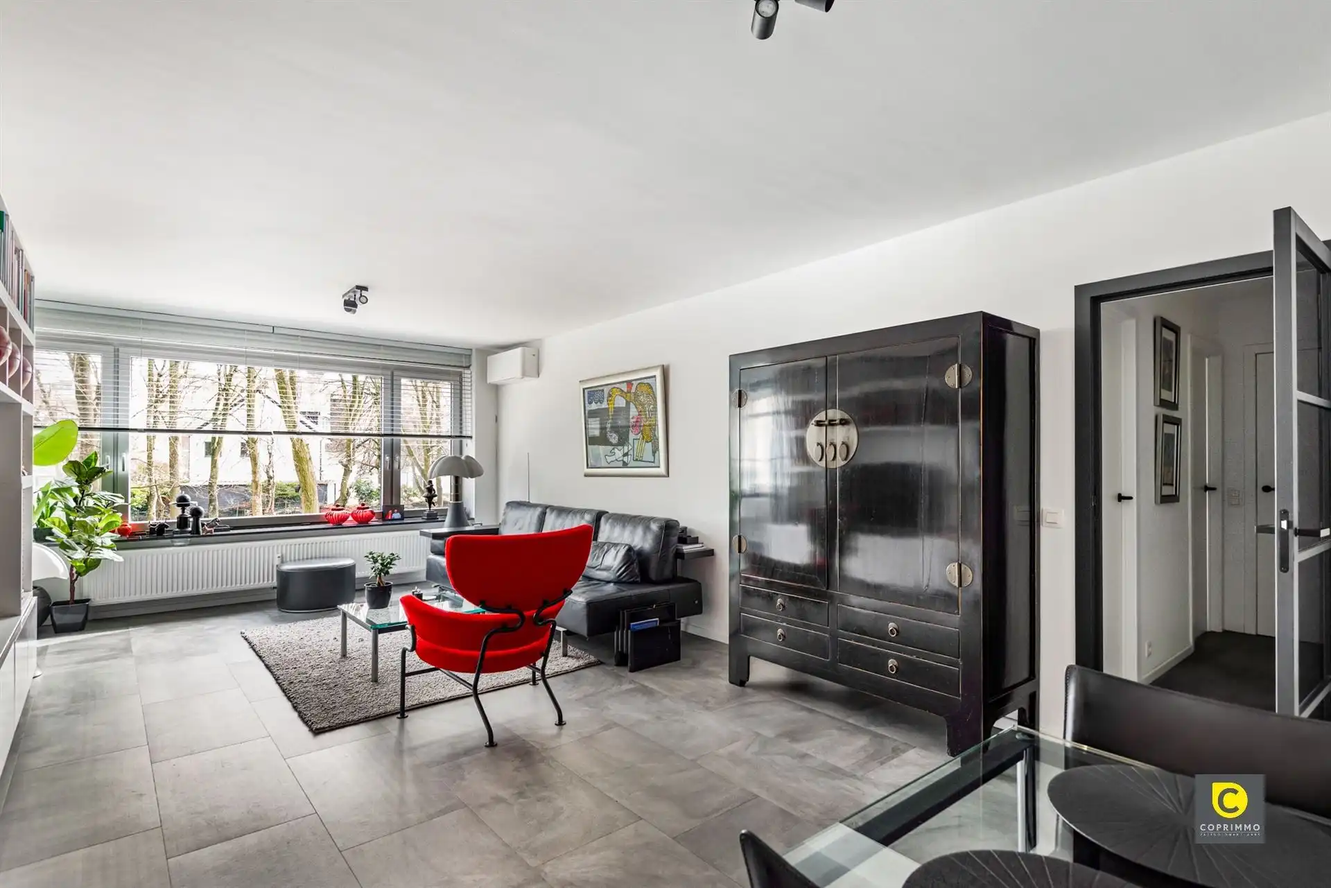 Recent gerenoveerd 2 slpk app met airco en terras! foto {{pictureIndex}}