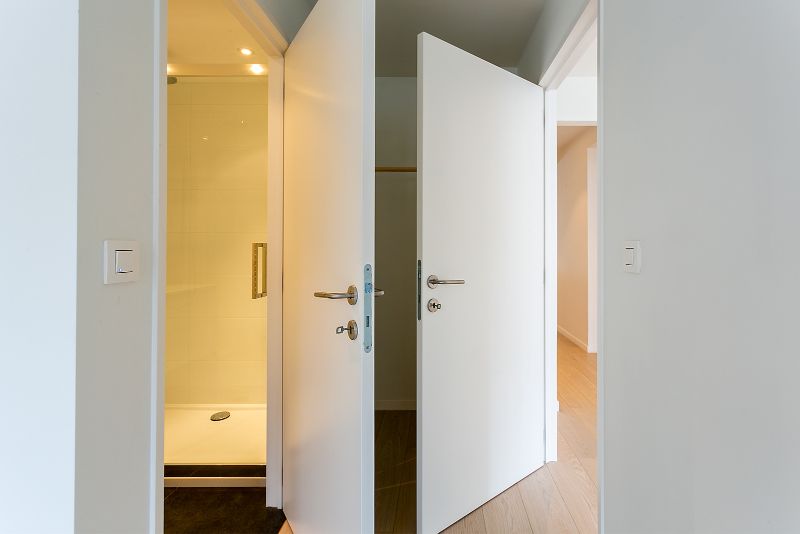 Ruim luxueus 2 slpk. appartement, groot terras, P, hartje Schilde! foto 20