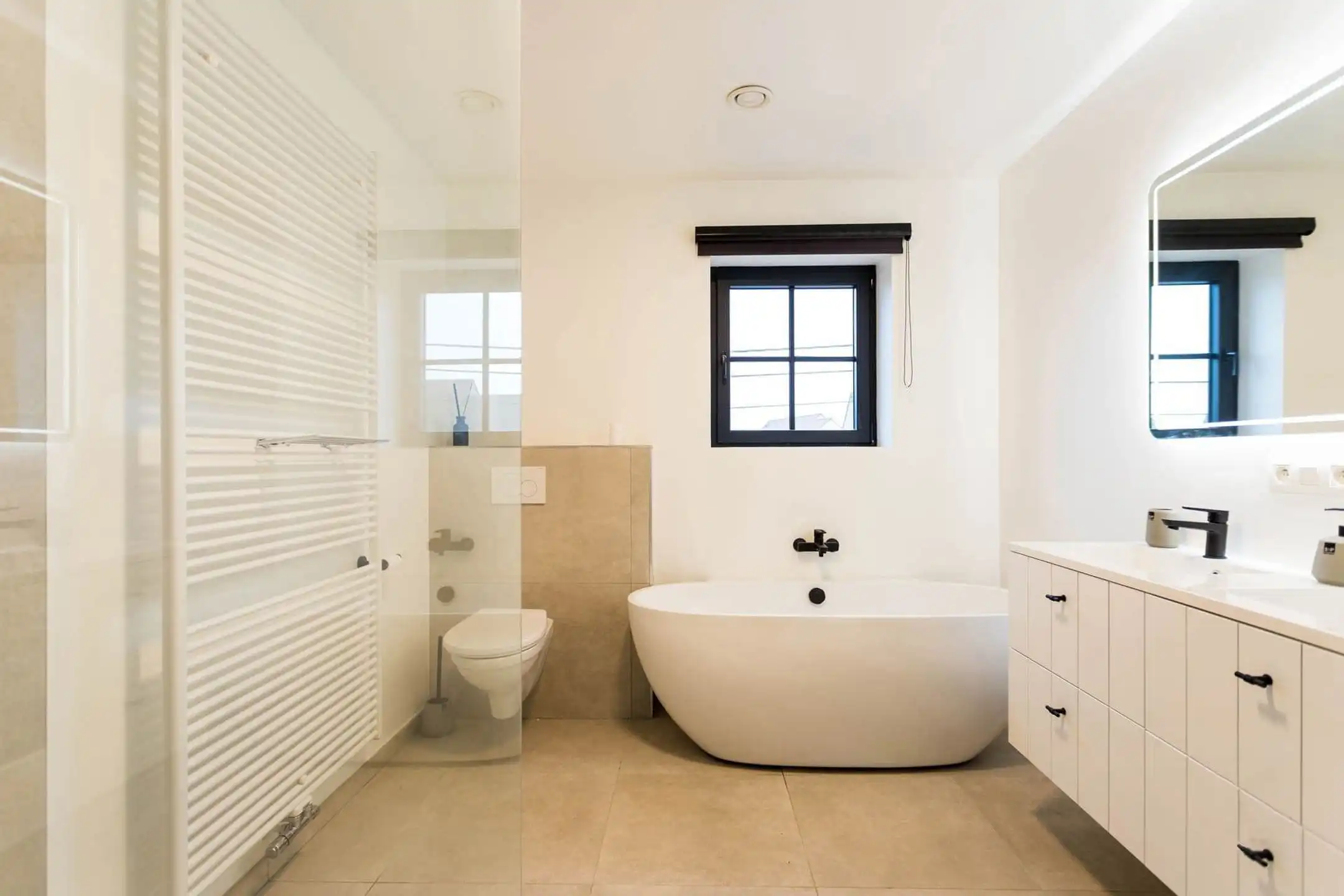 Betaalbare KWALITATIEVE PASTORIJNIEUWBOUW met ZONNEPANELEN. foto 5