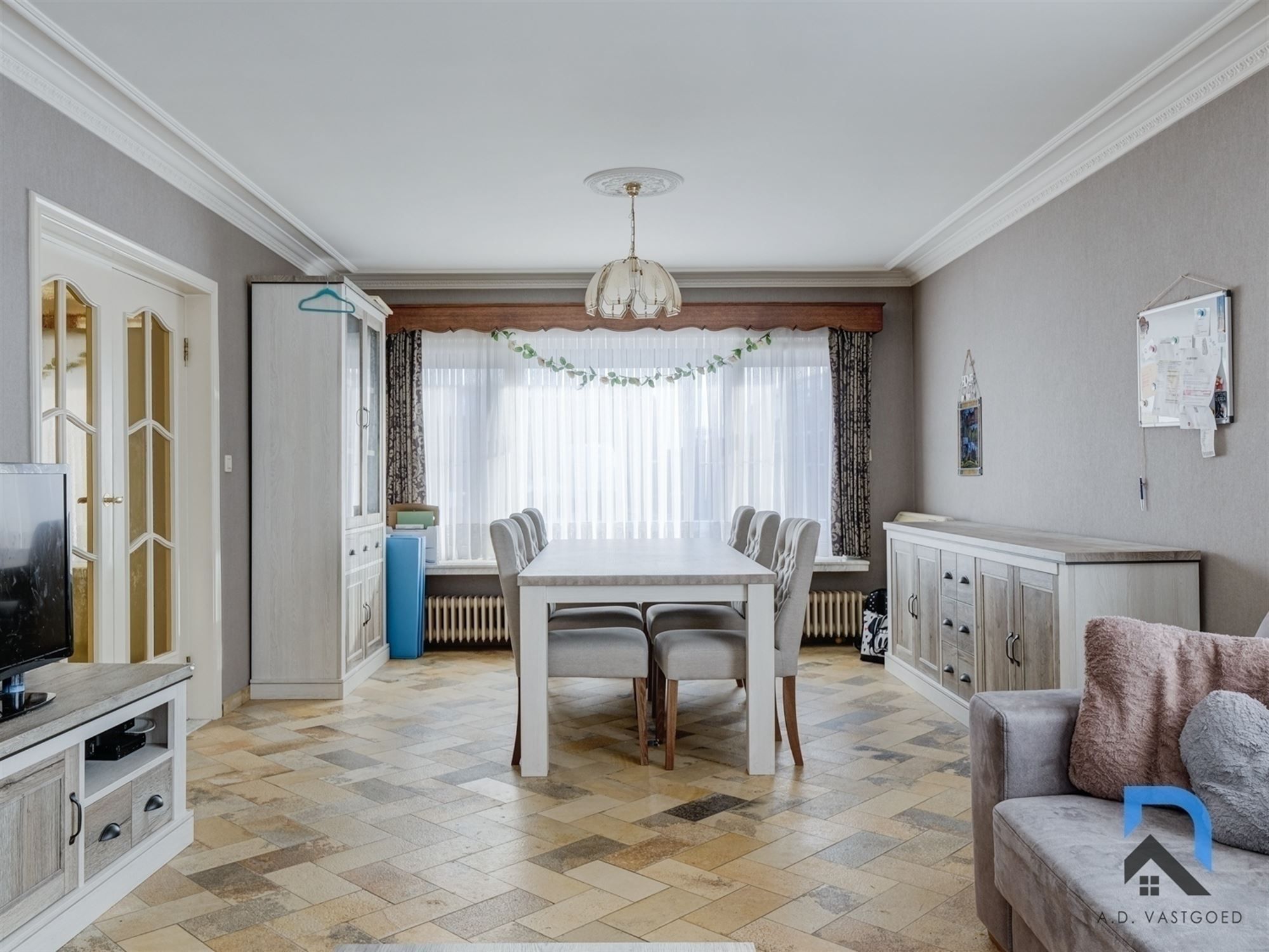 Vrijstaande woning op toplocatie met mooie tuin foto 7