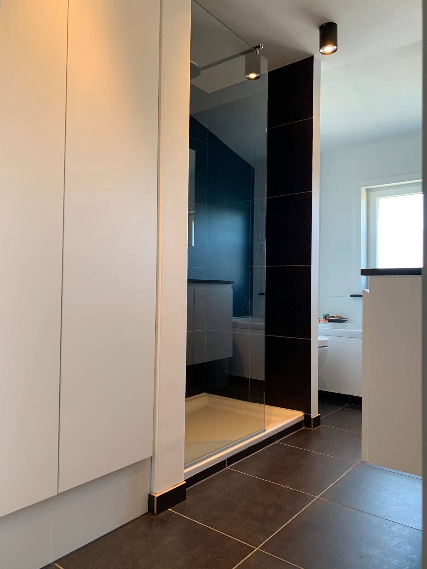Mooie bel-etagewoning in rustige buurt met 3 slpks., tuin en ruime garage foto 13