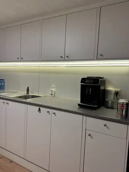 Onderhuur kantoorruimte – in het centrum van Beringen. foto 18