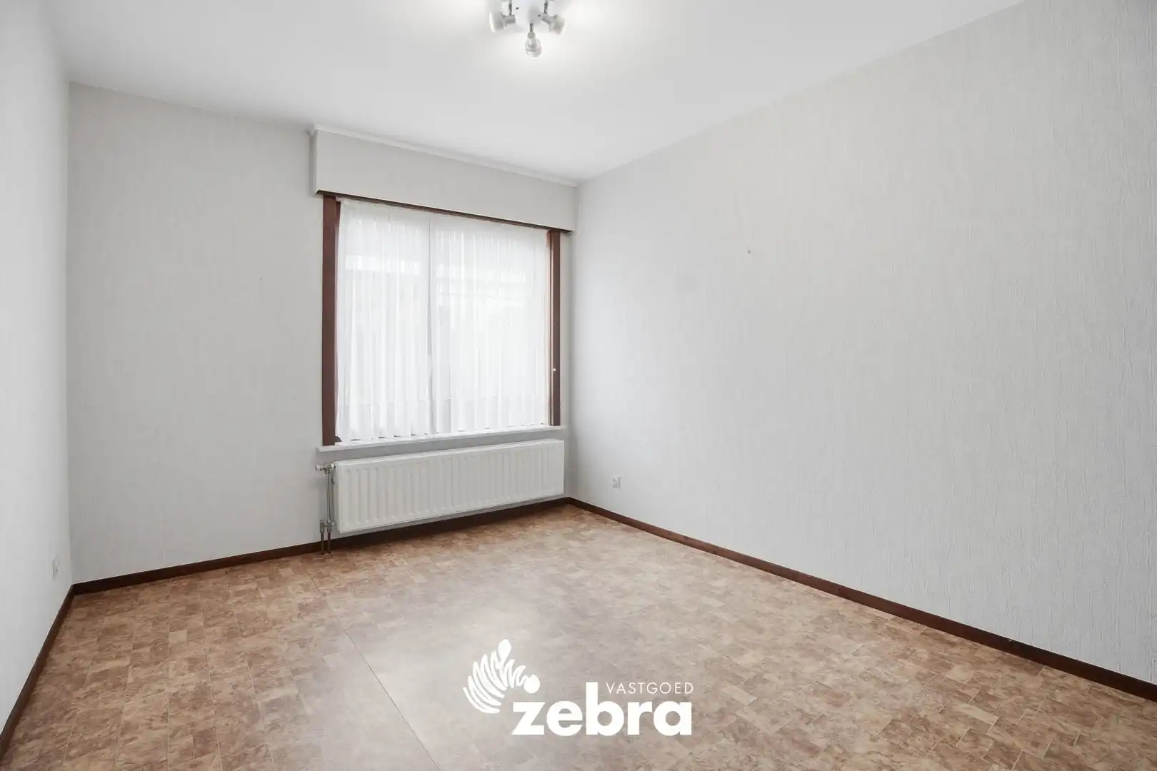 Op te frissen open bebouwing met zonnige tuin in Moorslede! foto 16