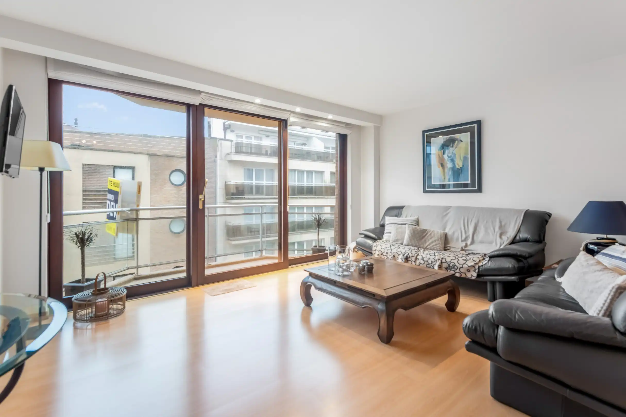 Zonnig en goed onderhouden gemeubeld app. vlakbij de Dumortierlaan foto 5