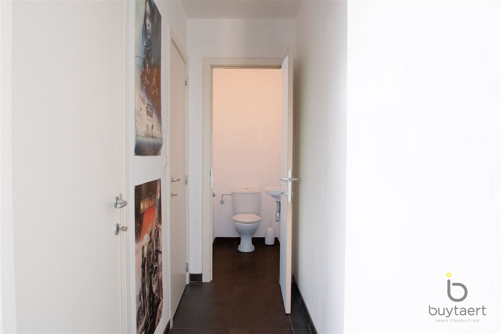 Lichtrijk hoekappartement met prachtig vergezicht over de stad + P foto 10