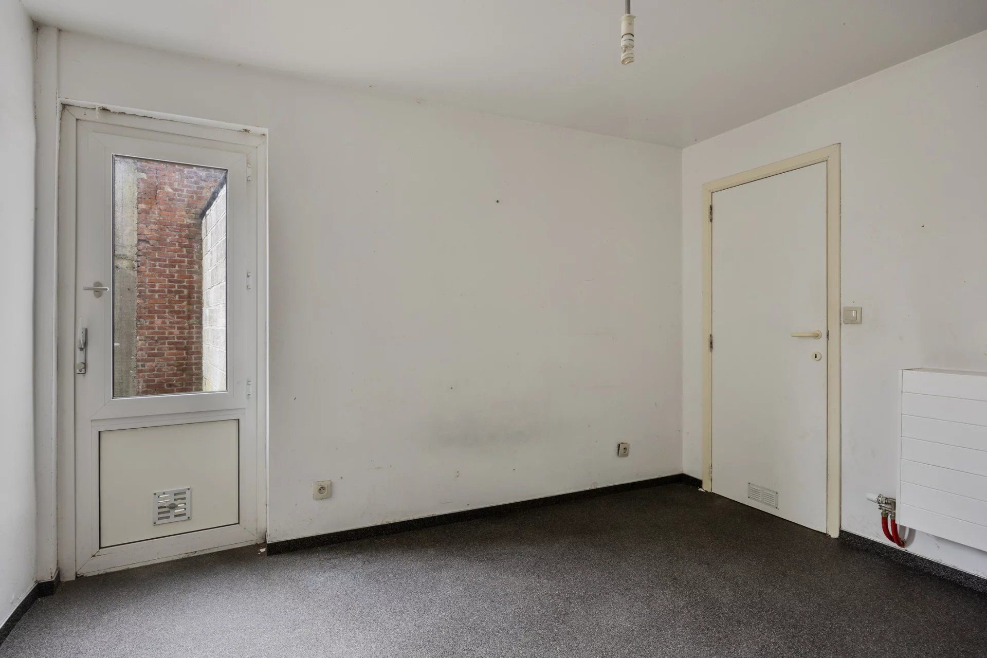 GEZELLIGE STADSWONING MET VEEL POTENTIEEL OP GOEDE LOCATIE IN RUNKST foto 11