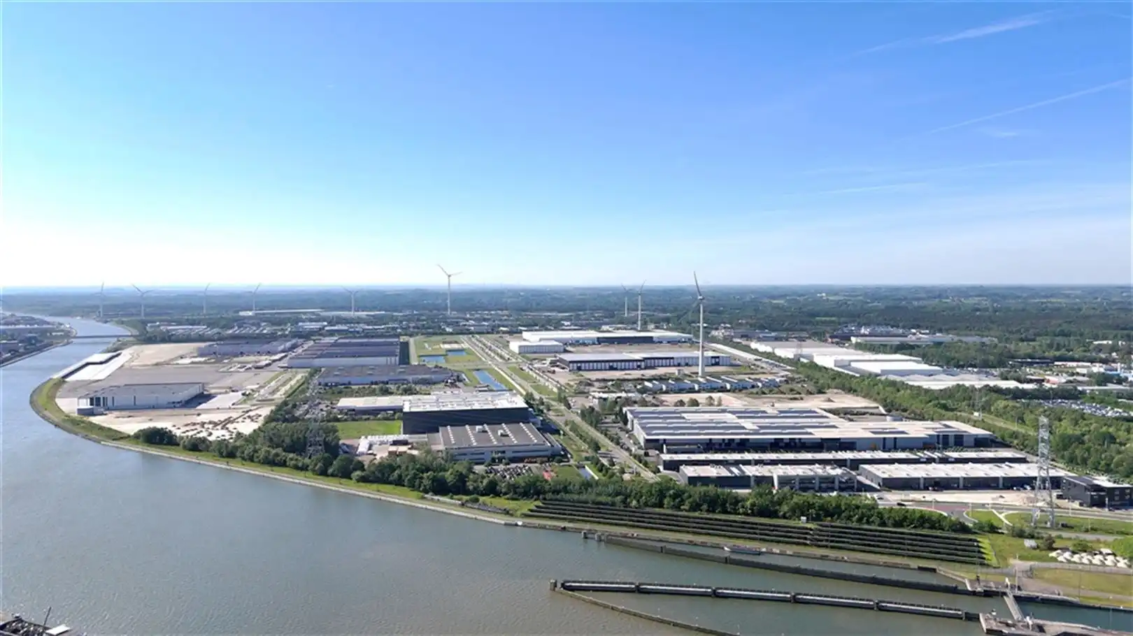 Genk Green Logistics  foto 2