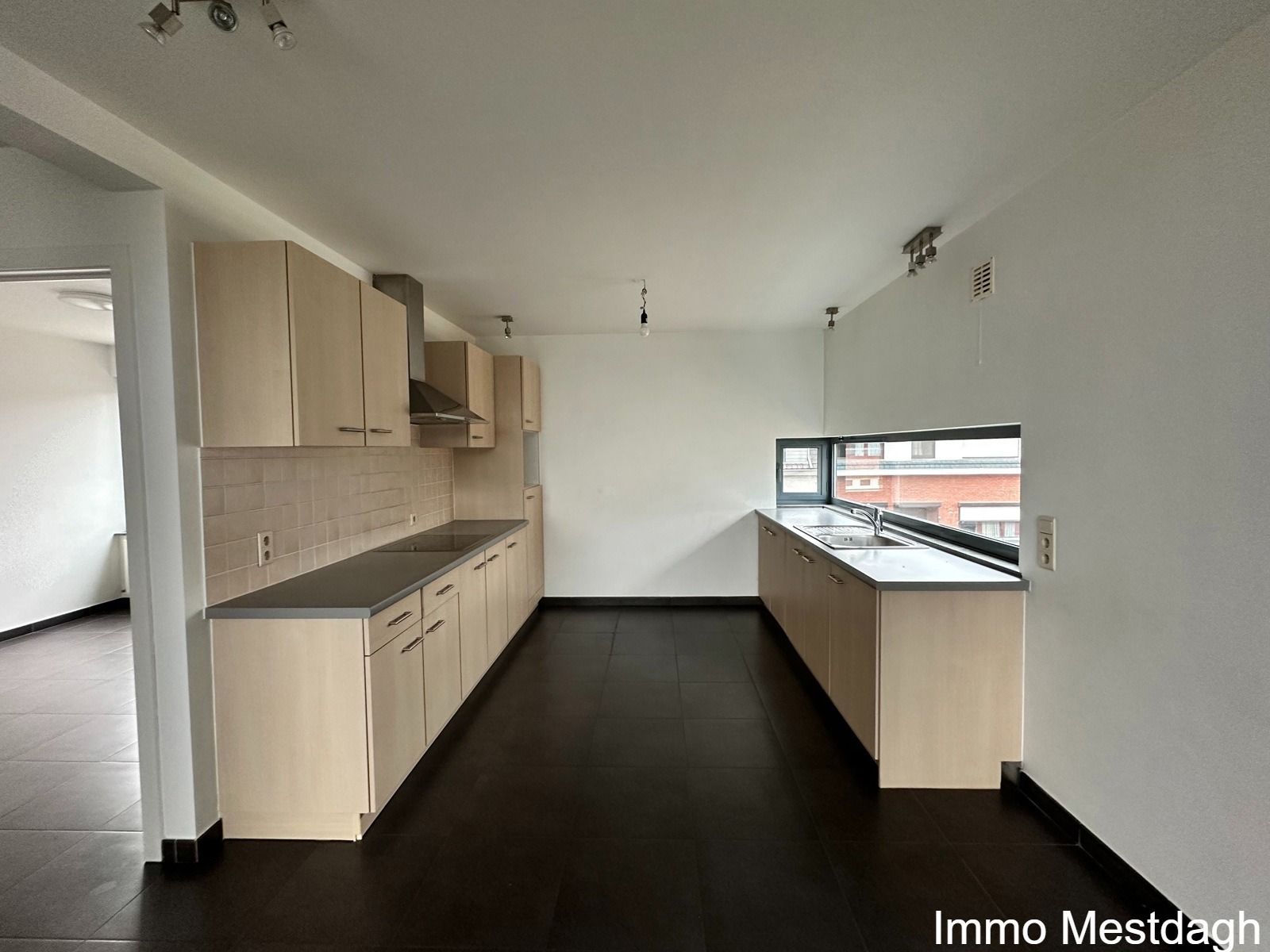 Modern appartement met terras en autostaanplaats, centrum Rummen Geetbets foto 5