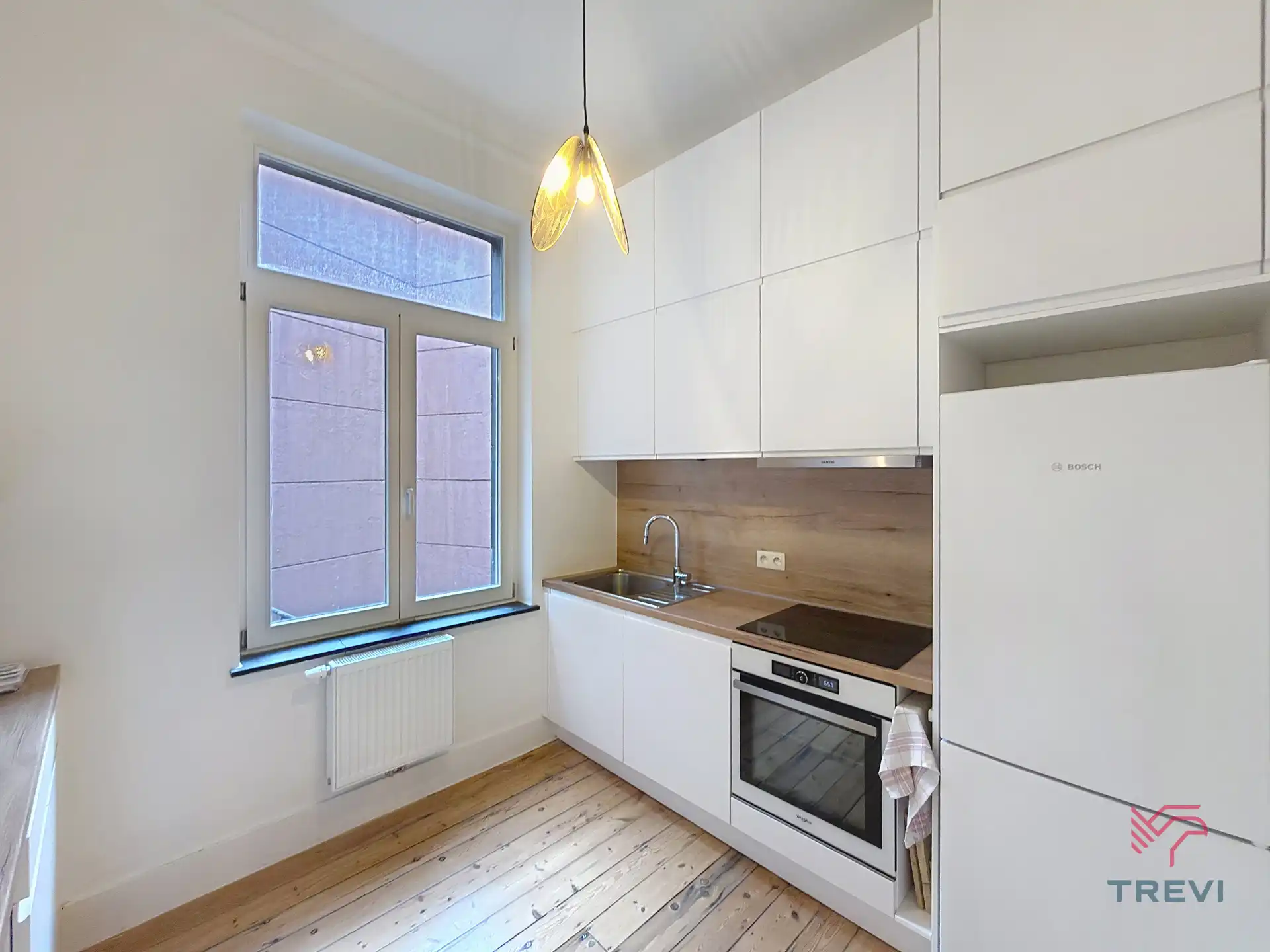 Gemeubileerd appartement met 2 slaapkamers in het centrum van Brussel!   foto 10