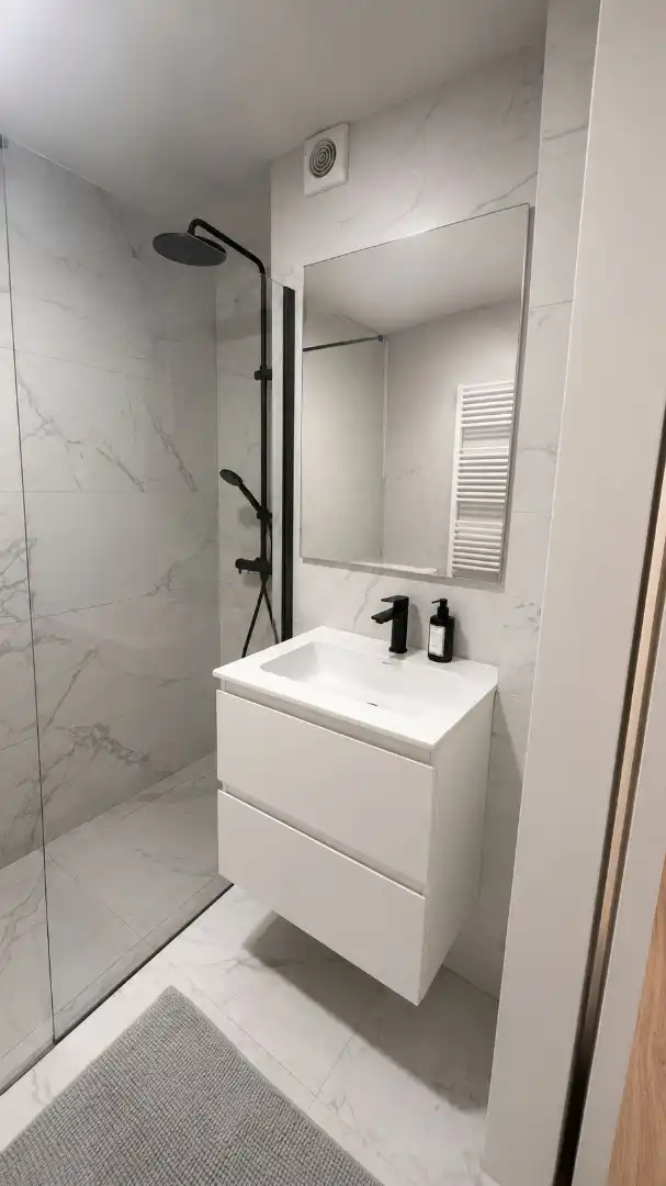 Gerenoveerd appartement met 2 slk nabij Leopoldplaats foto 10