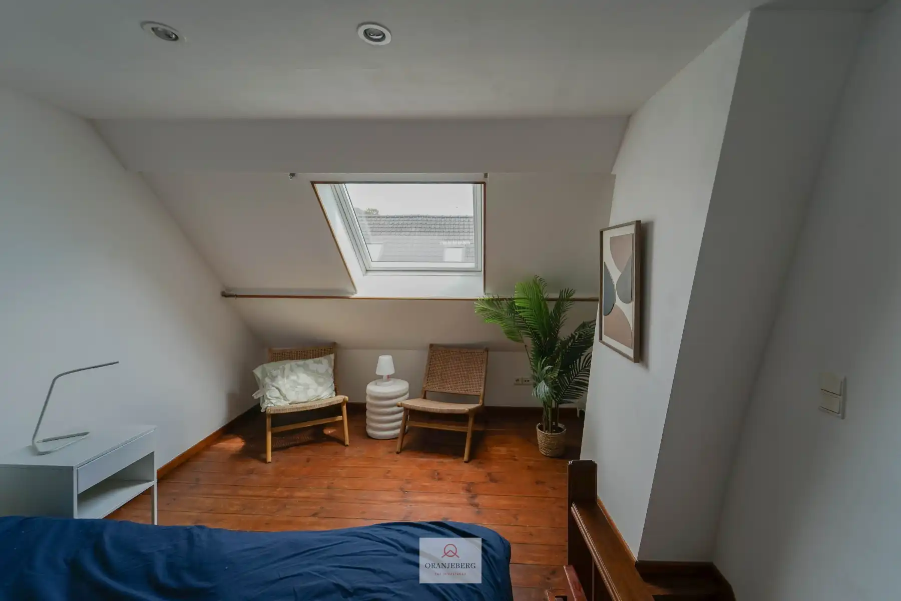 Charmante bemeubelde citéwoning nabij Coupure foto 21