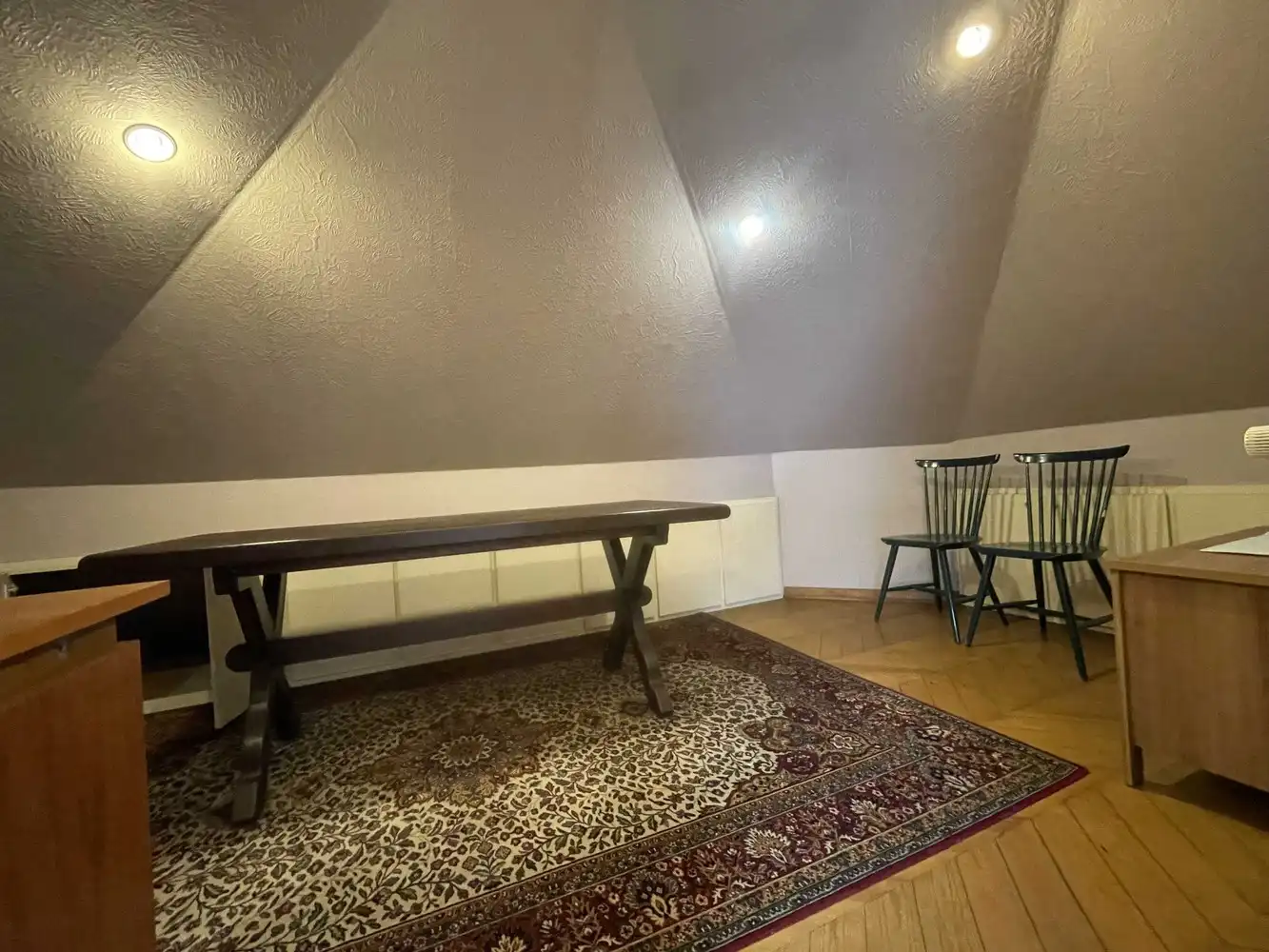 Charmante woning met grote tuin foto 20