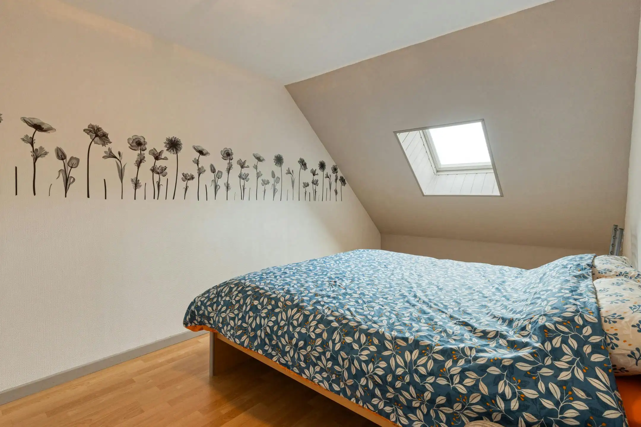 Instapklare gezinswoning met tuin en 4 slpk in Rumbeke foto 8