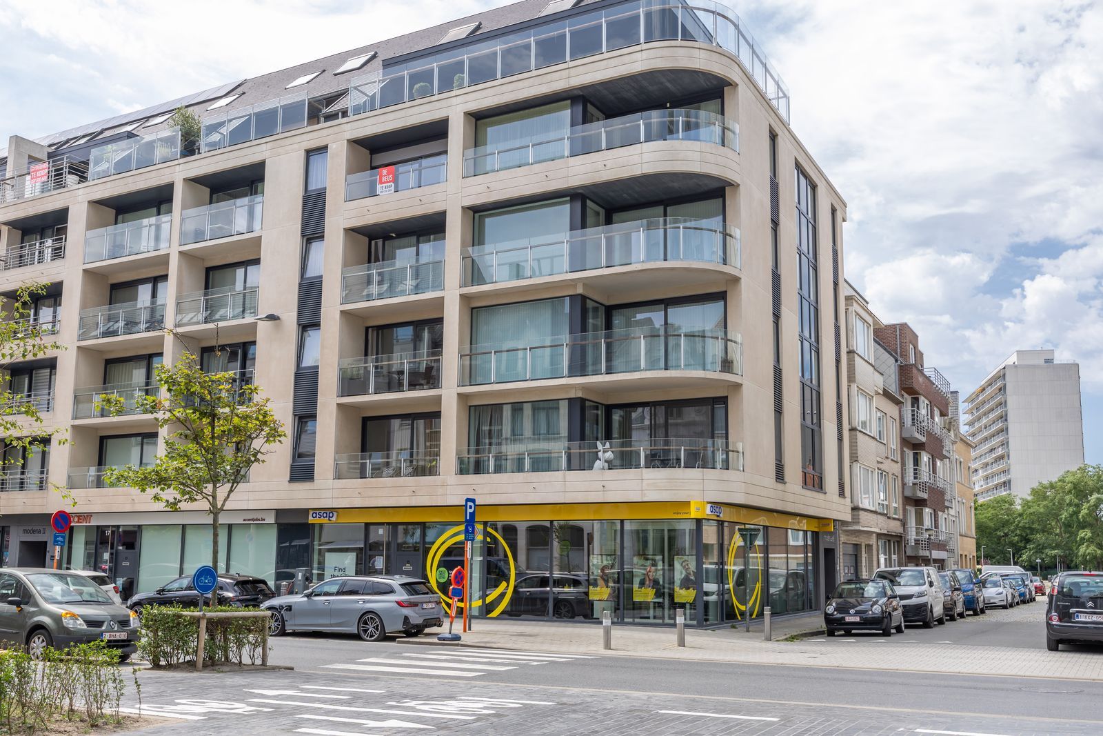 Subliem 2 slpk appartement met terras. foto 14