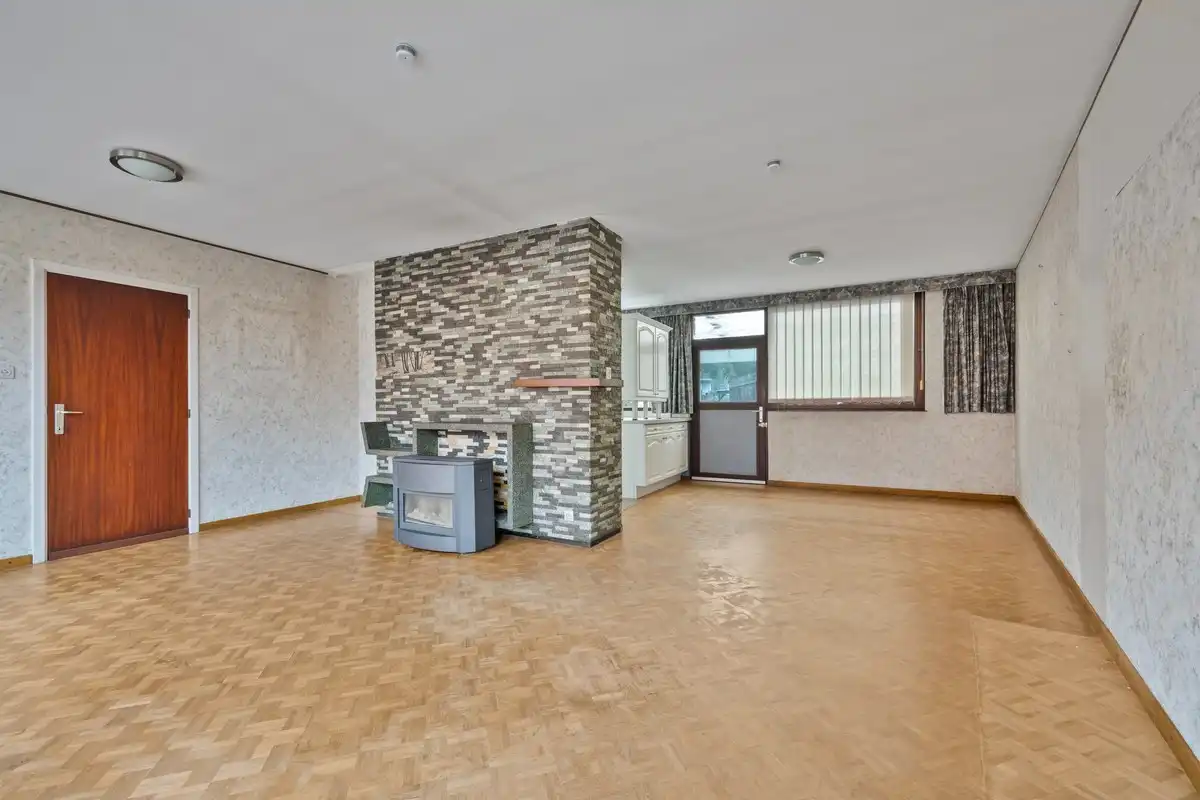 Modernistische woning met ruime indeling en zonnige tuin te Tongeren-Nerem foto 6