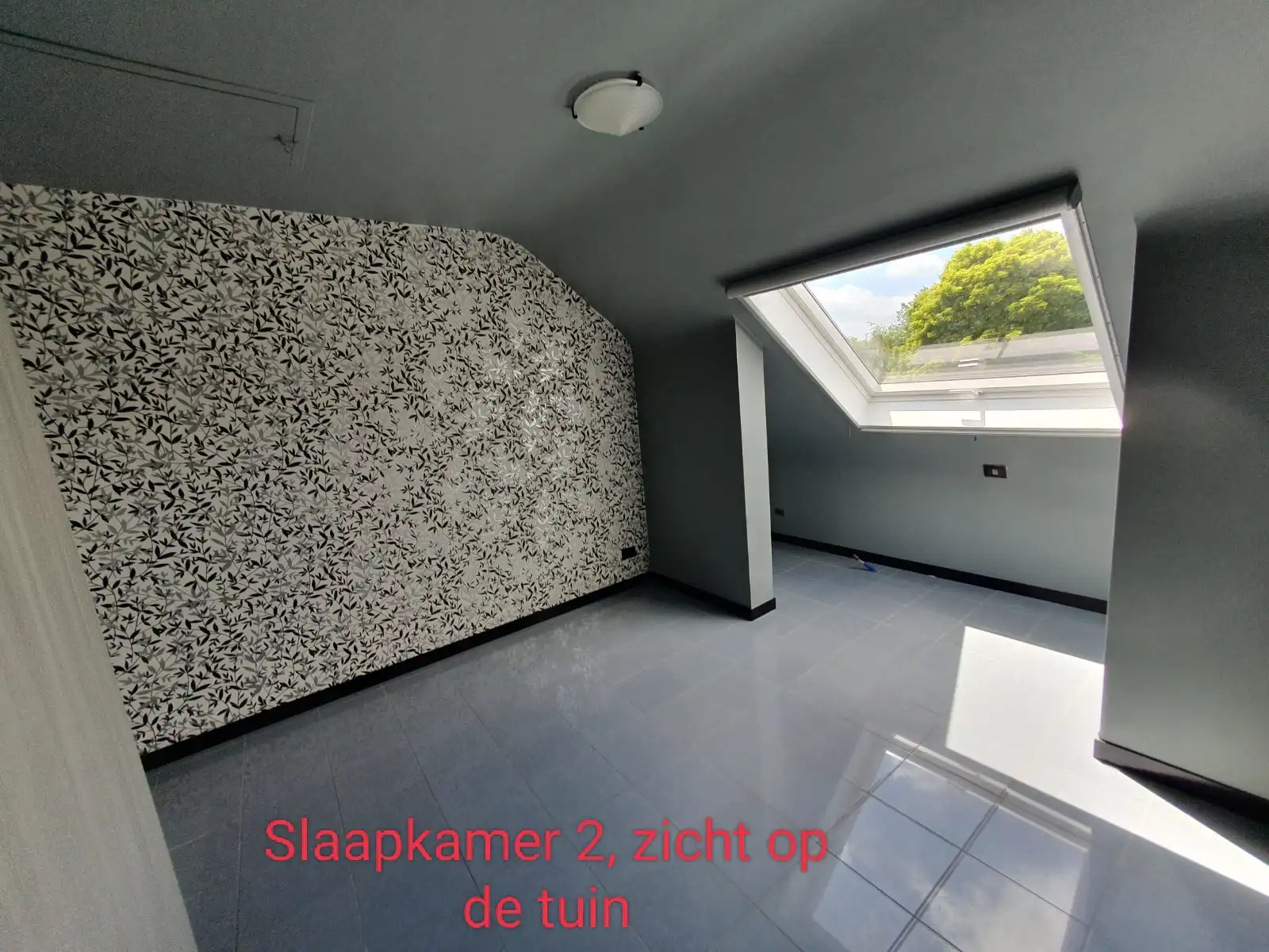 Ruim duplex appartement 130m²  met terras, inpandige garage en kelder in Geraardsbergen centrum. foto 7